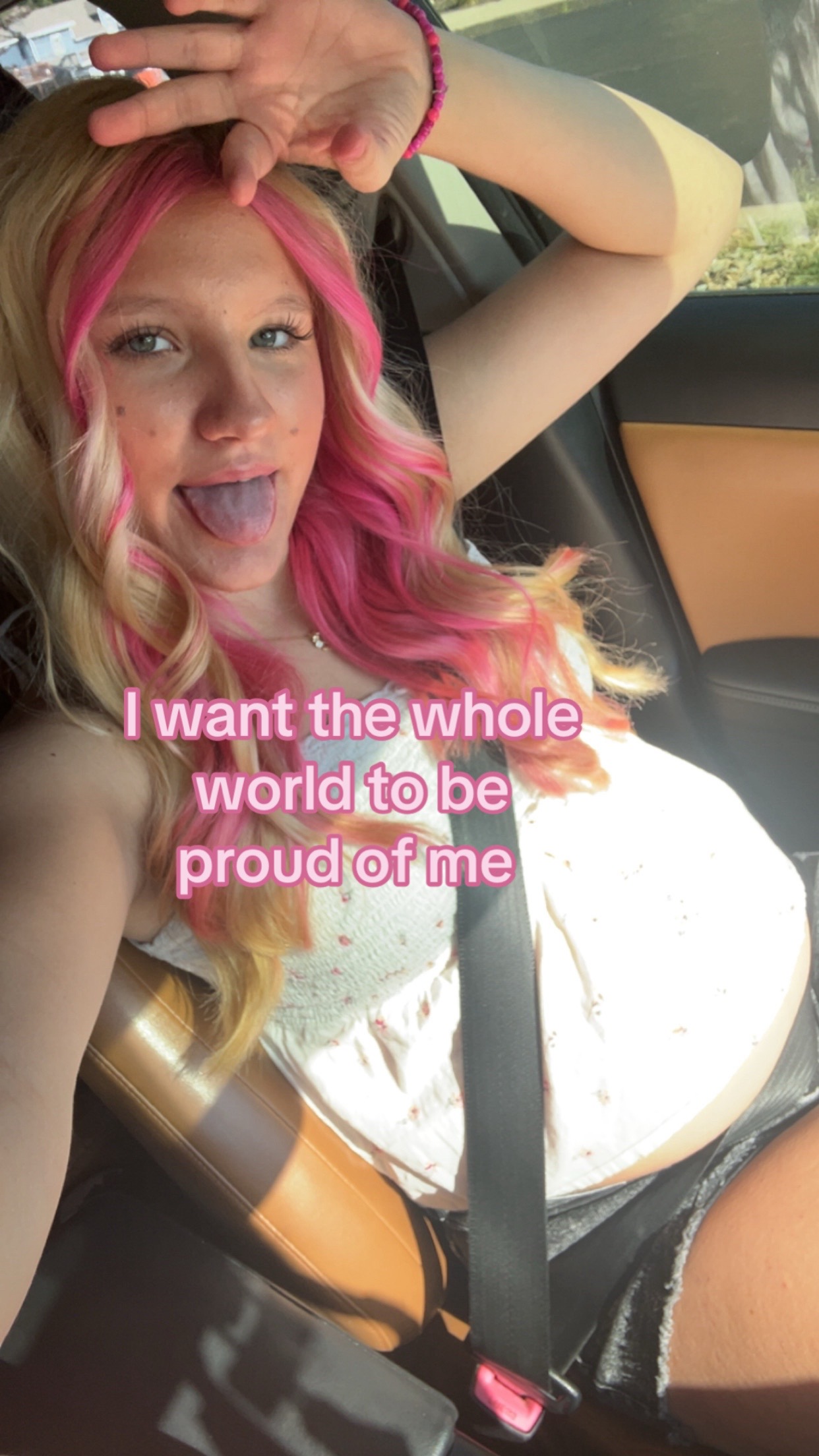 @alaynawhite3