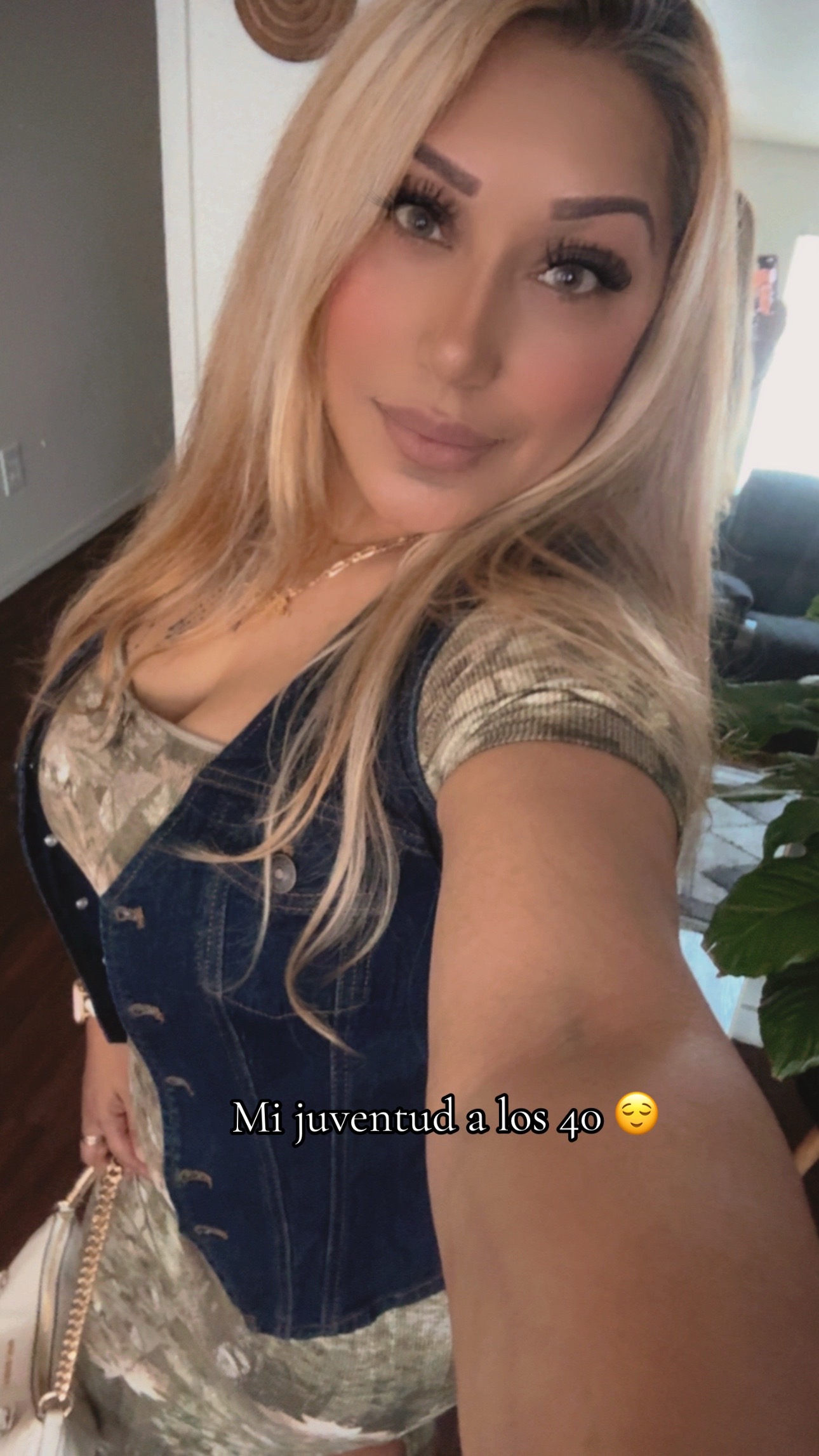 @Hilary Orrosquieta 🥀