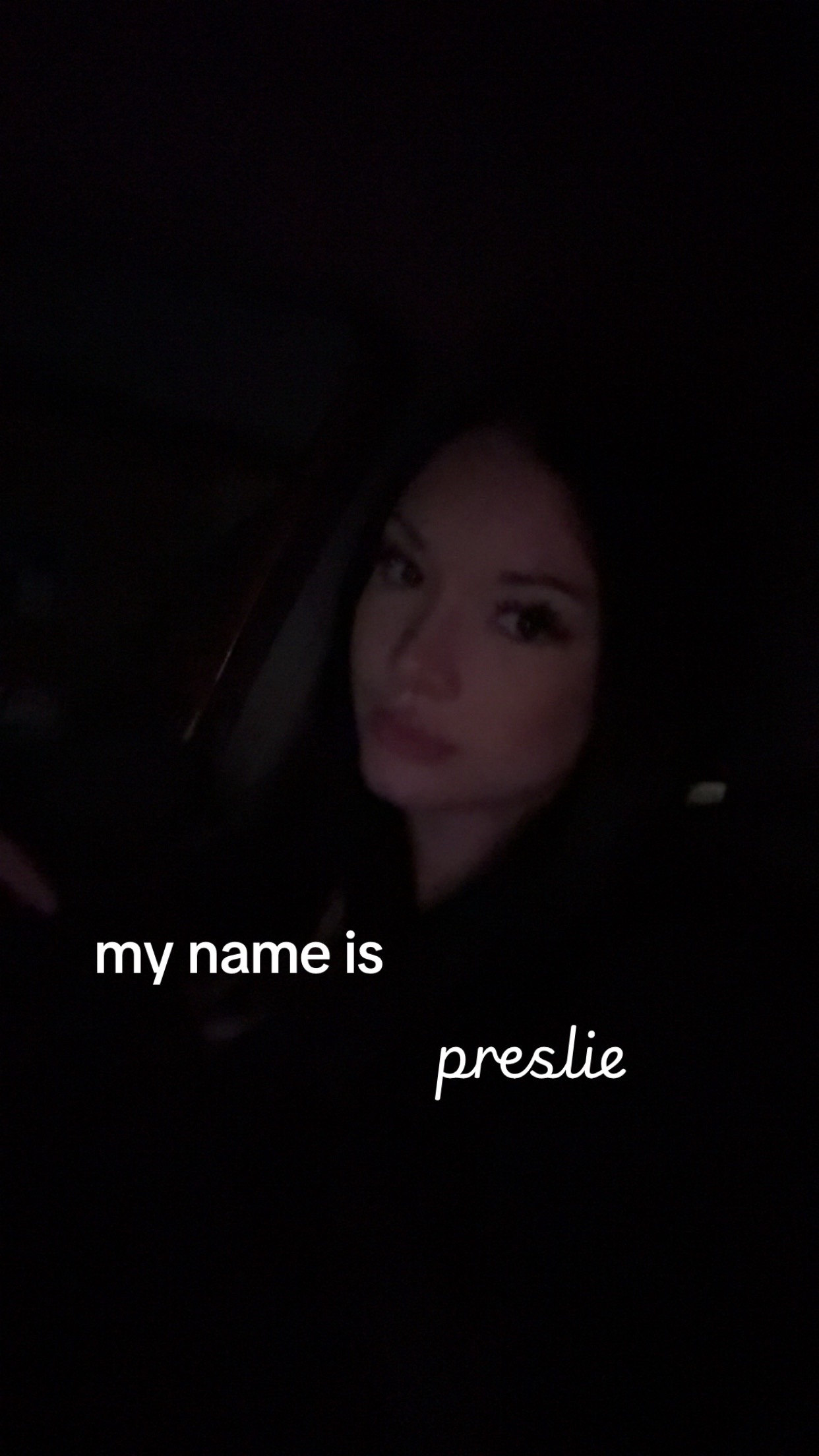 @𝖕𝖗𝖊𝖘𝖑𝖎𝖊