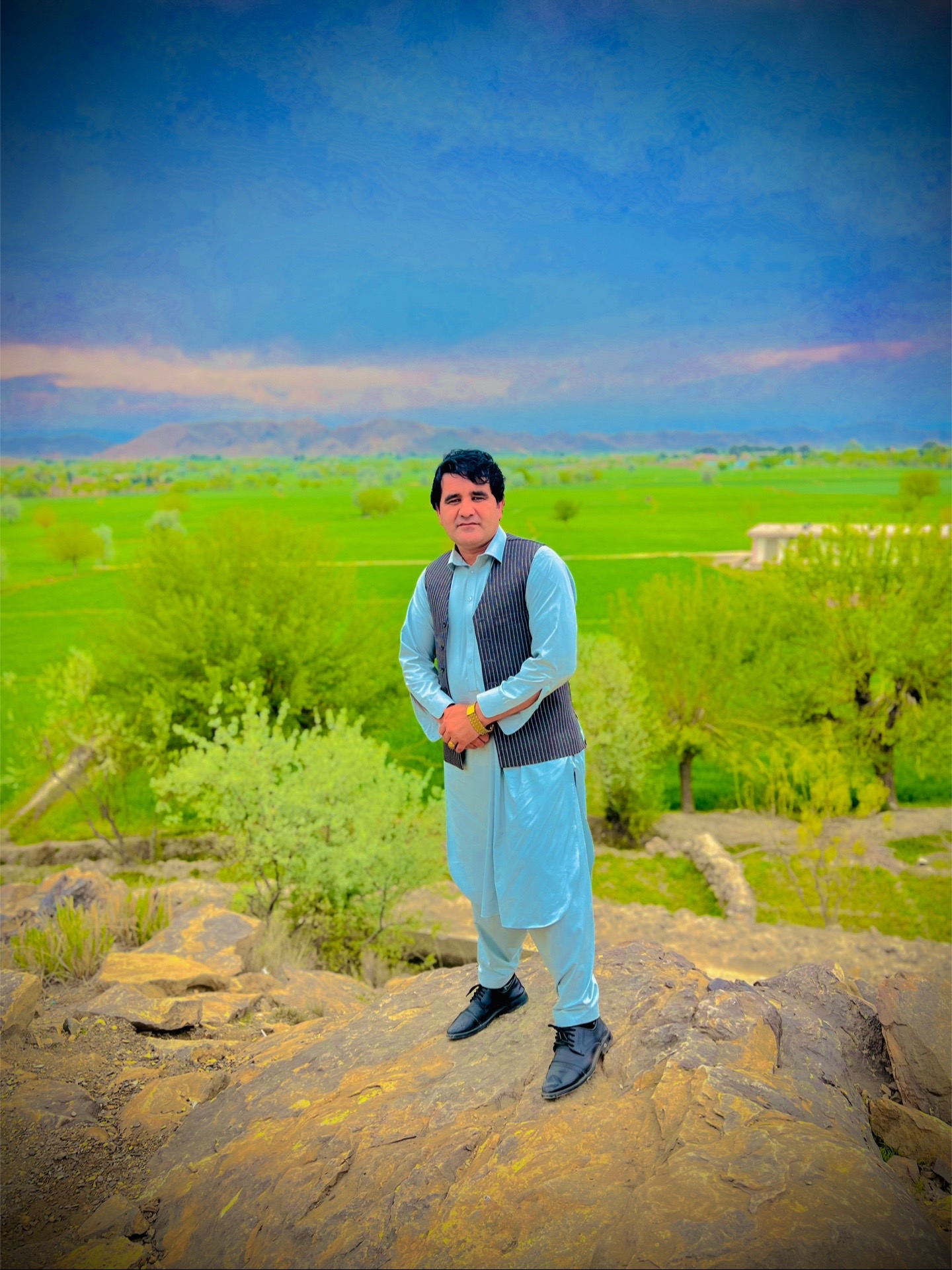 @Almar Khan