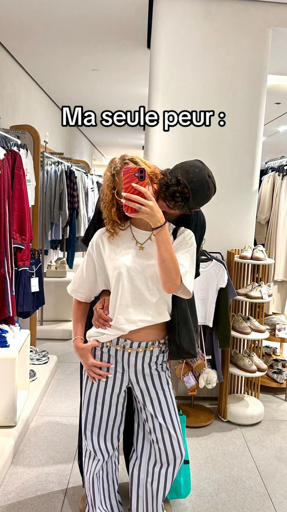 @SimplyElise