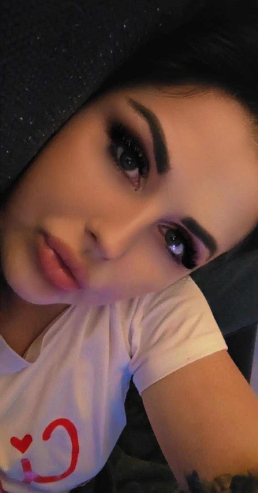@Magdalena róża Poland 🌹🥀