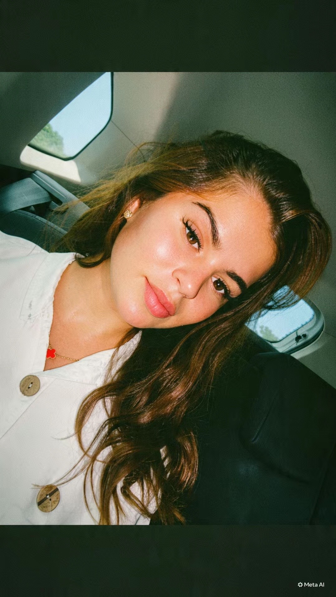 @Adelisa