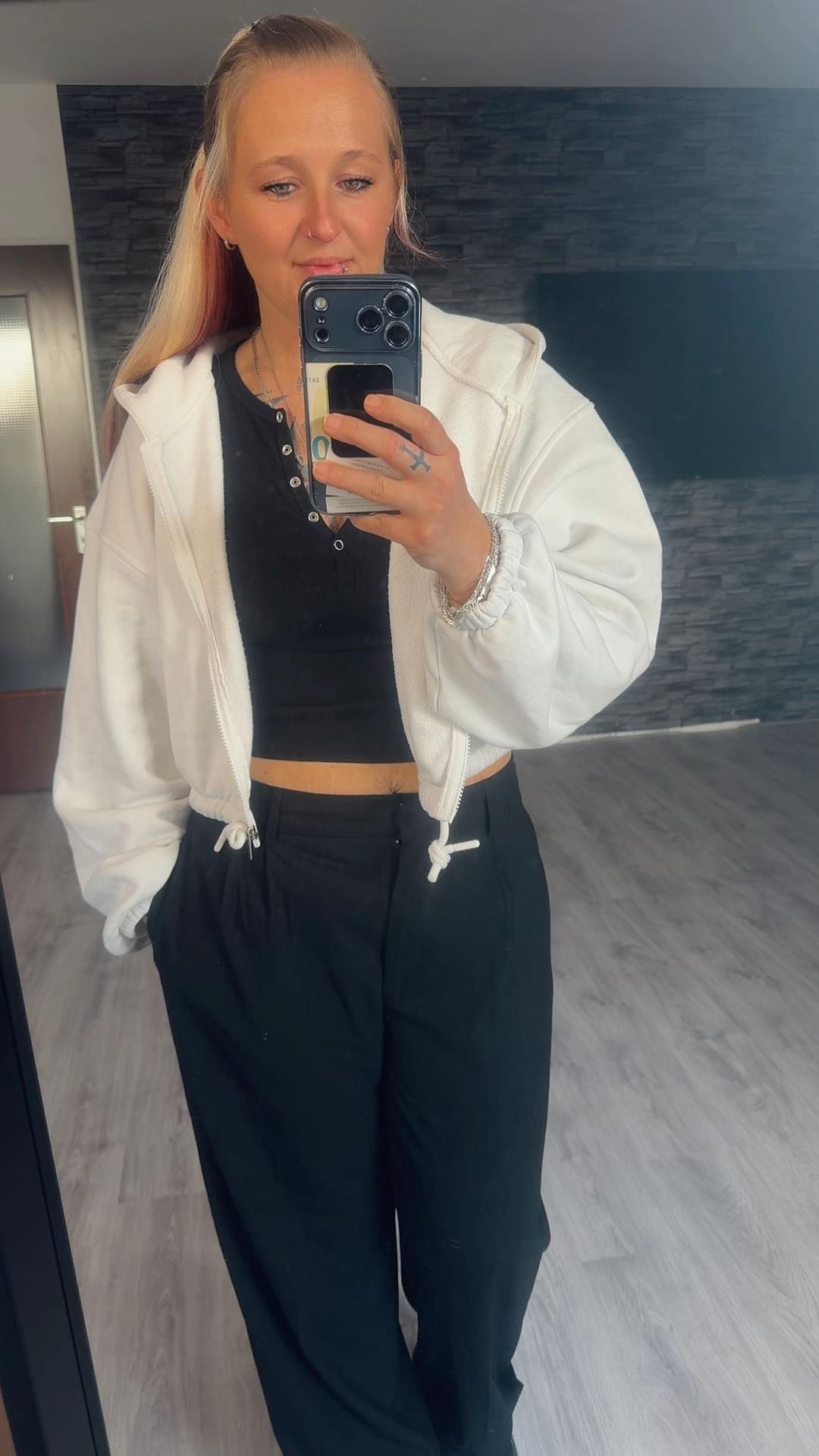 @Löwen_Mama_37