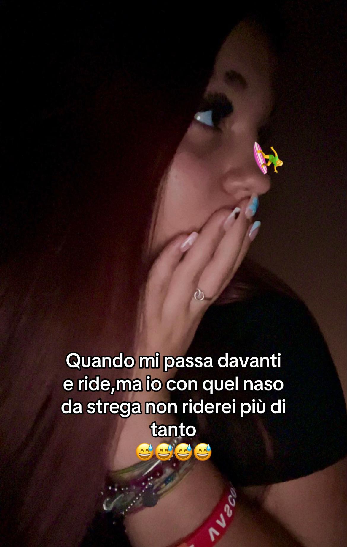 @Lo_spamm_della_Continii💫