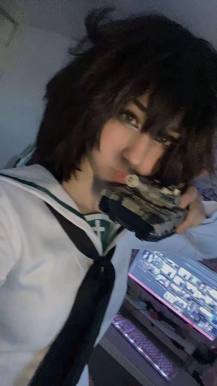 @Nini