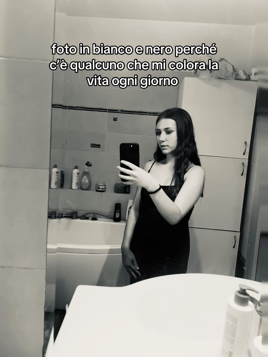 @👸🏼👸🏻