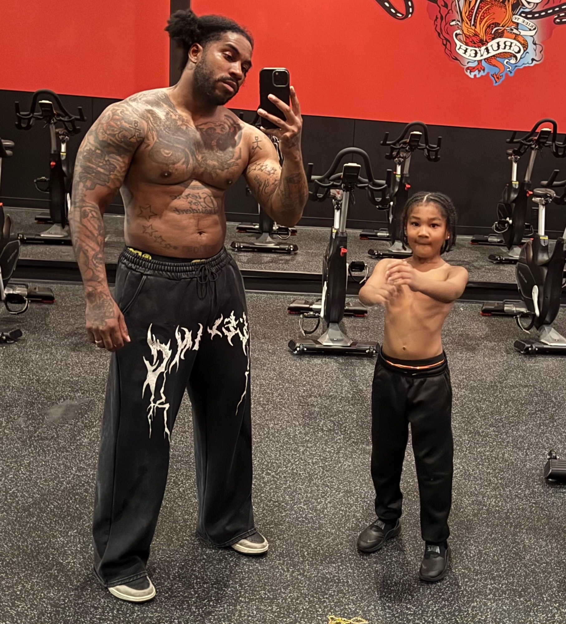@Jumbo James