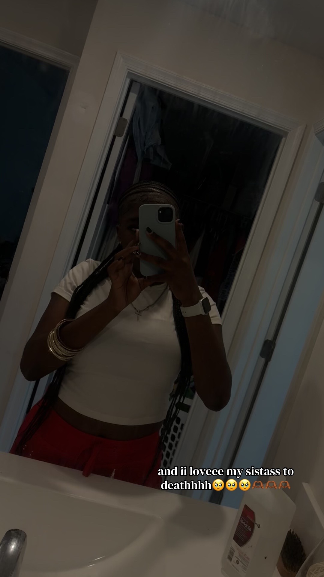 @imoverlygoingforsumchocolate