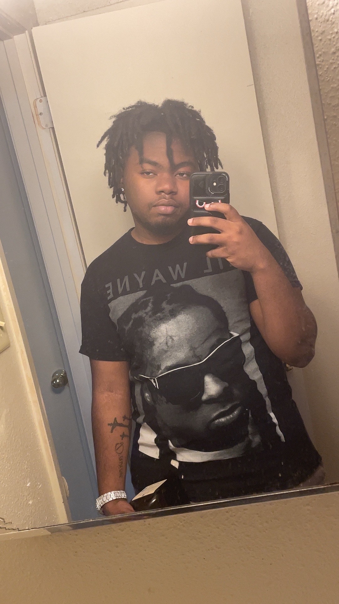 @Von.Wickk