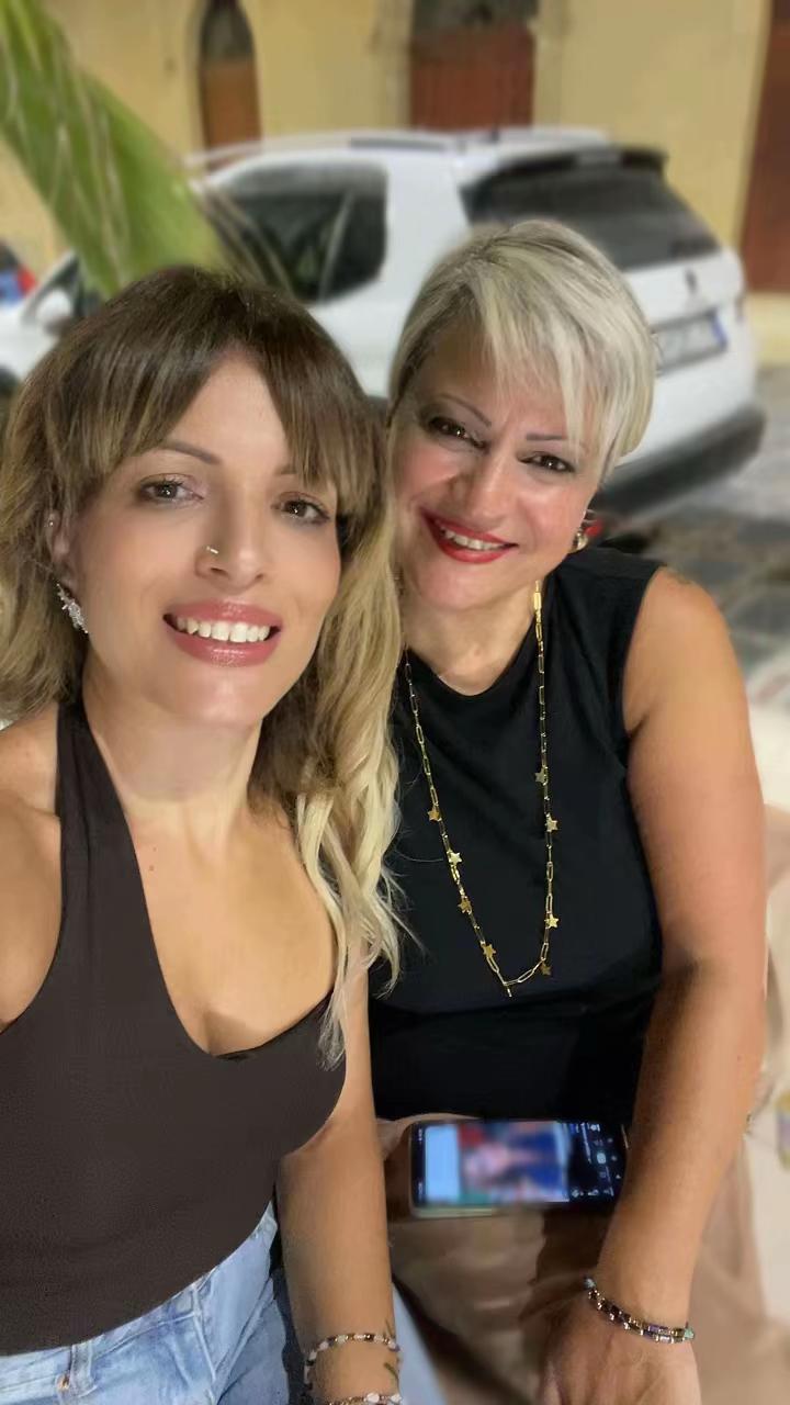 @Ilona Nicitra