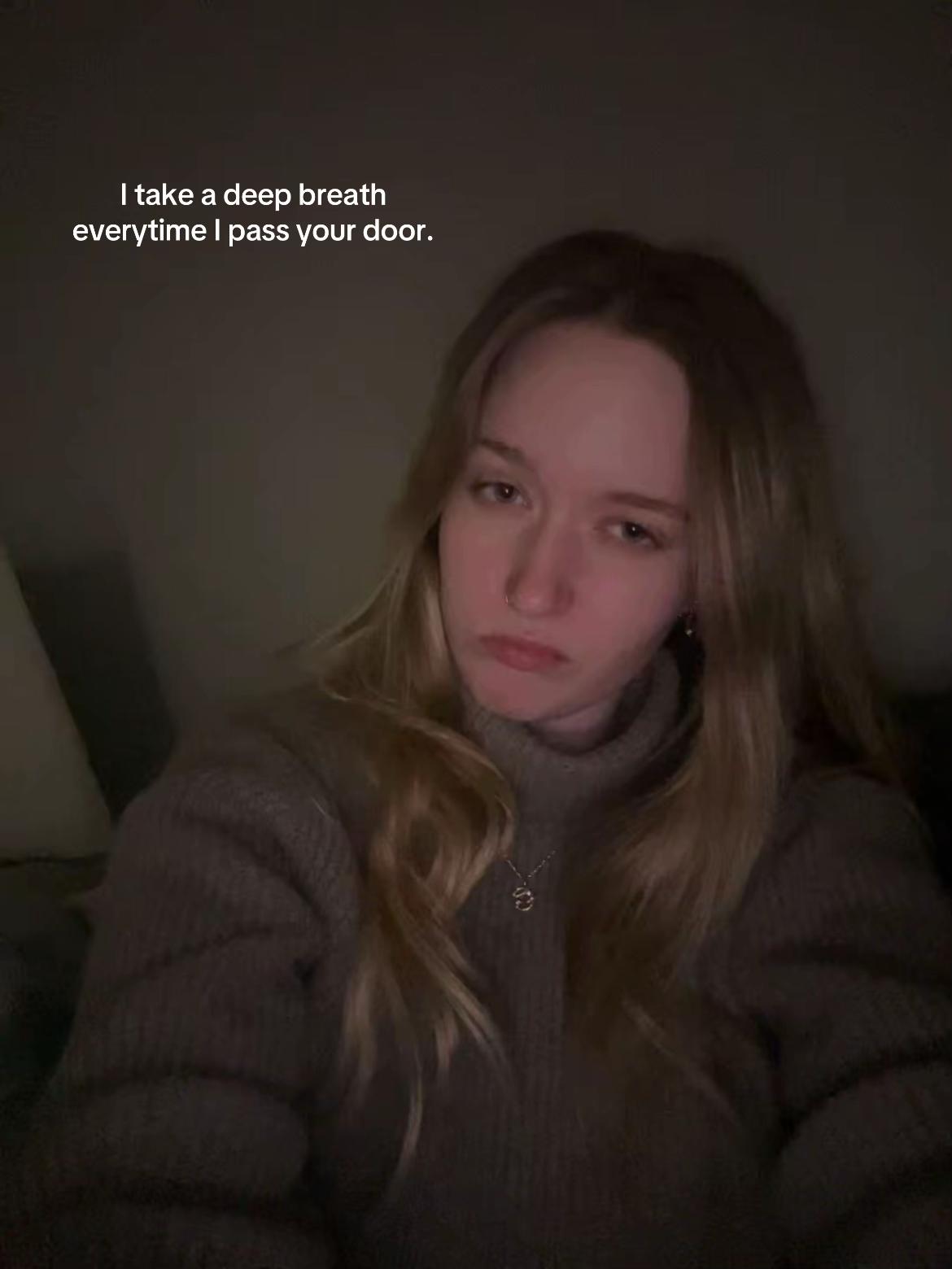 @️