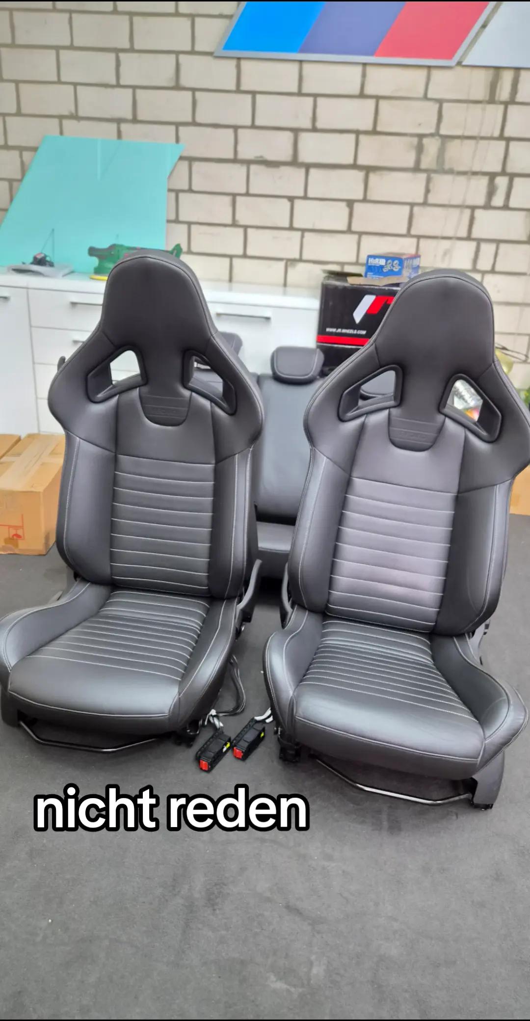 @///m2com