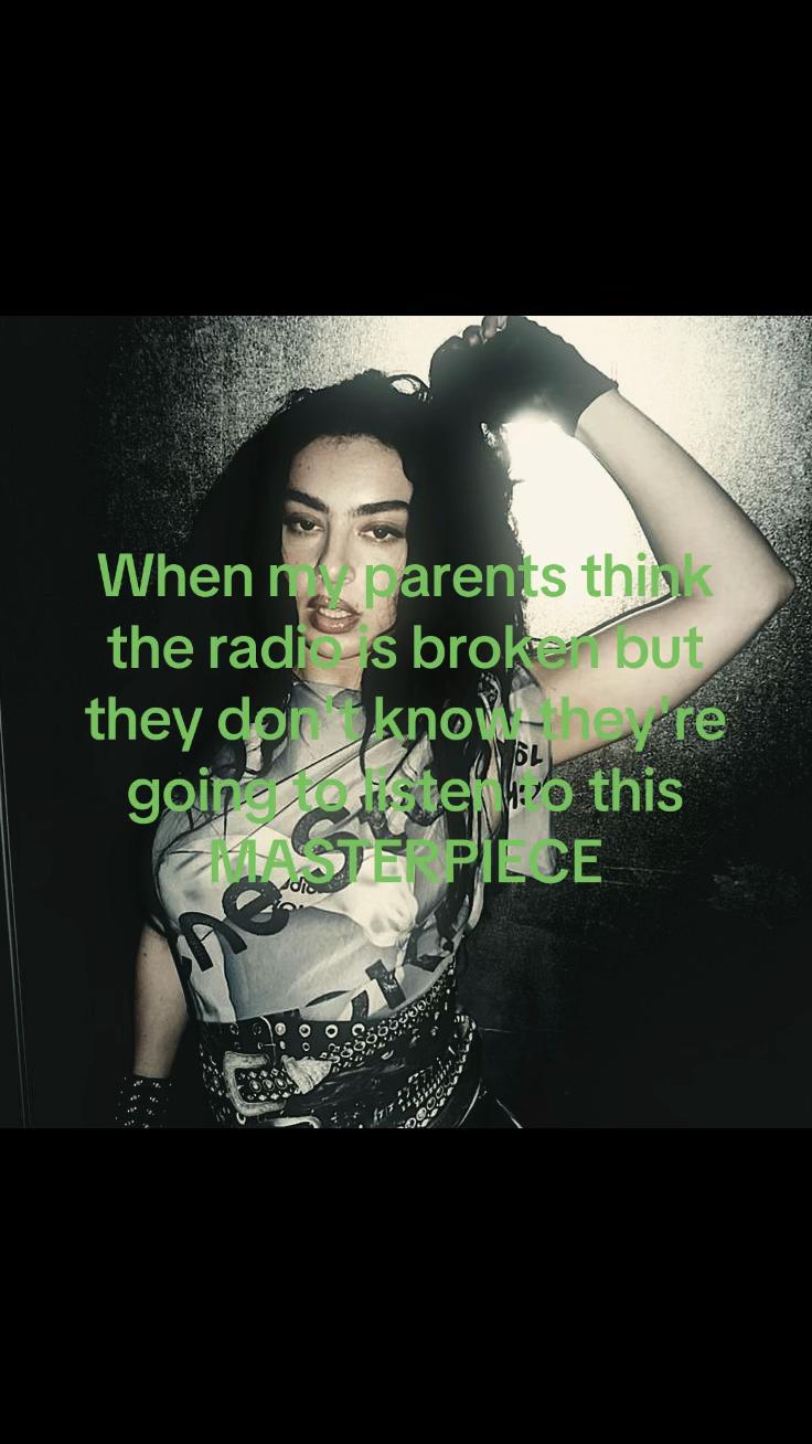 @⧗