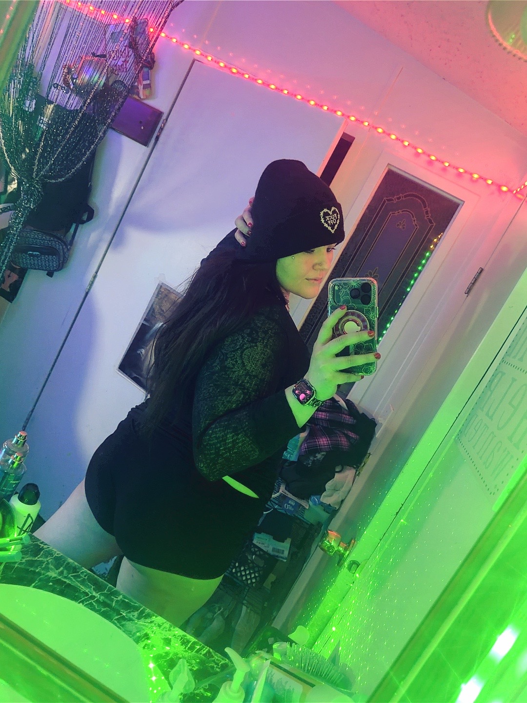 @Peachytaco29