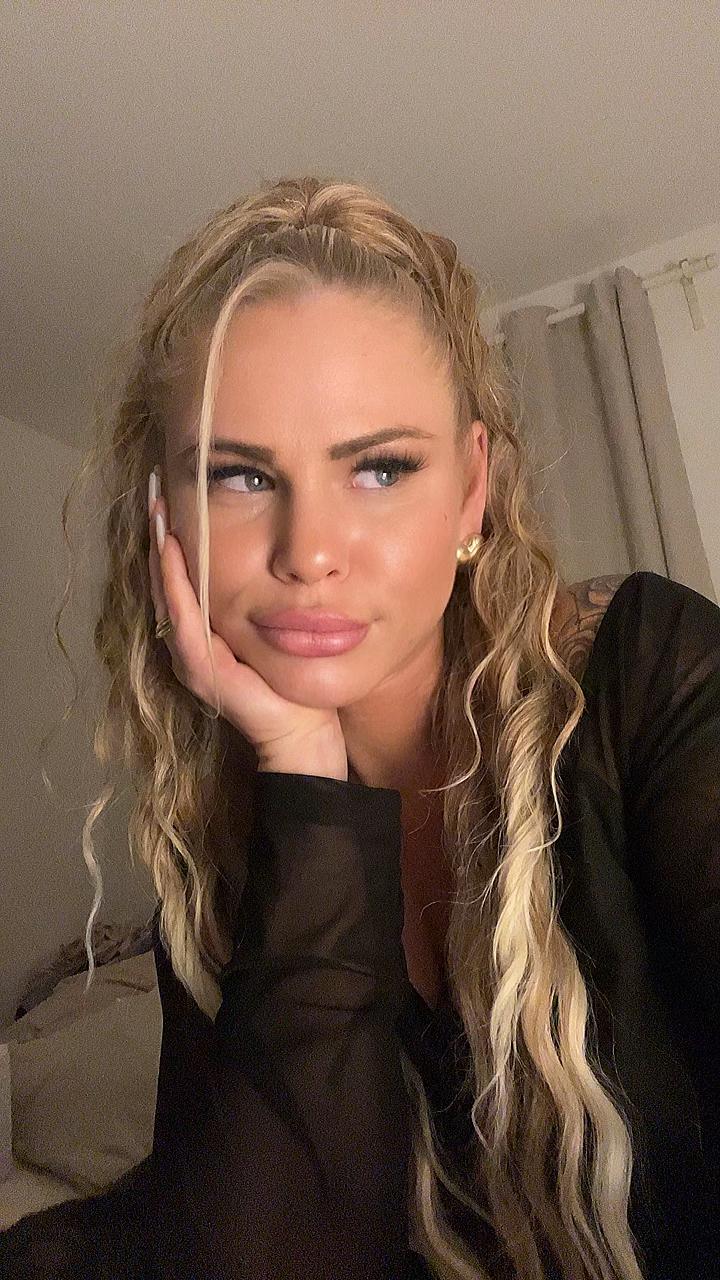 @Laura Biagiotti 🌸