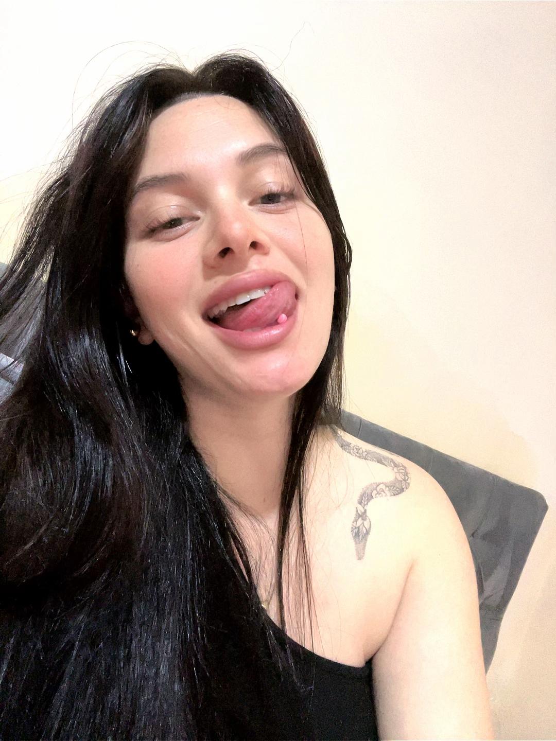 @rebee_beca