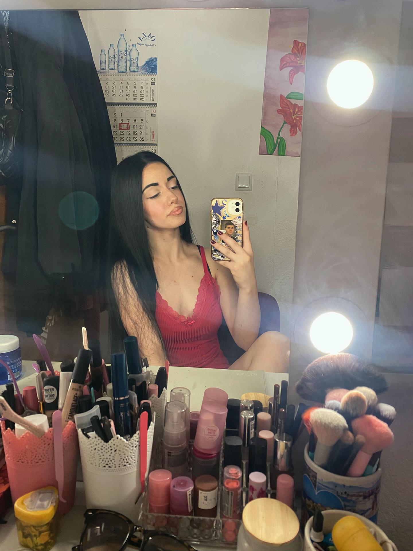 @𝐀𝐝𝐧𝐚𝐧𝐚 🍸