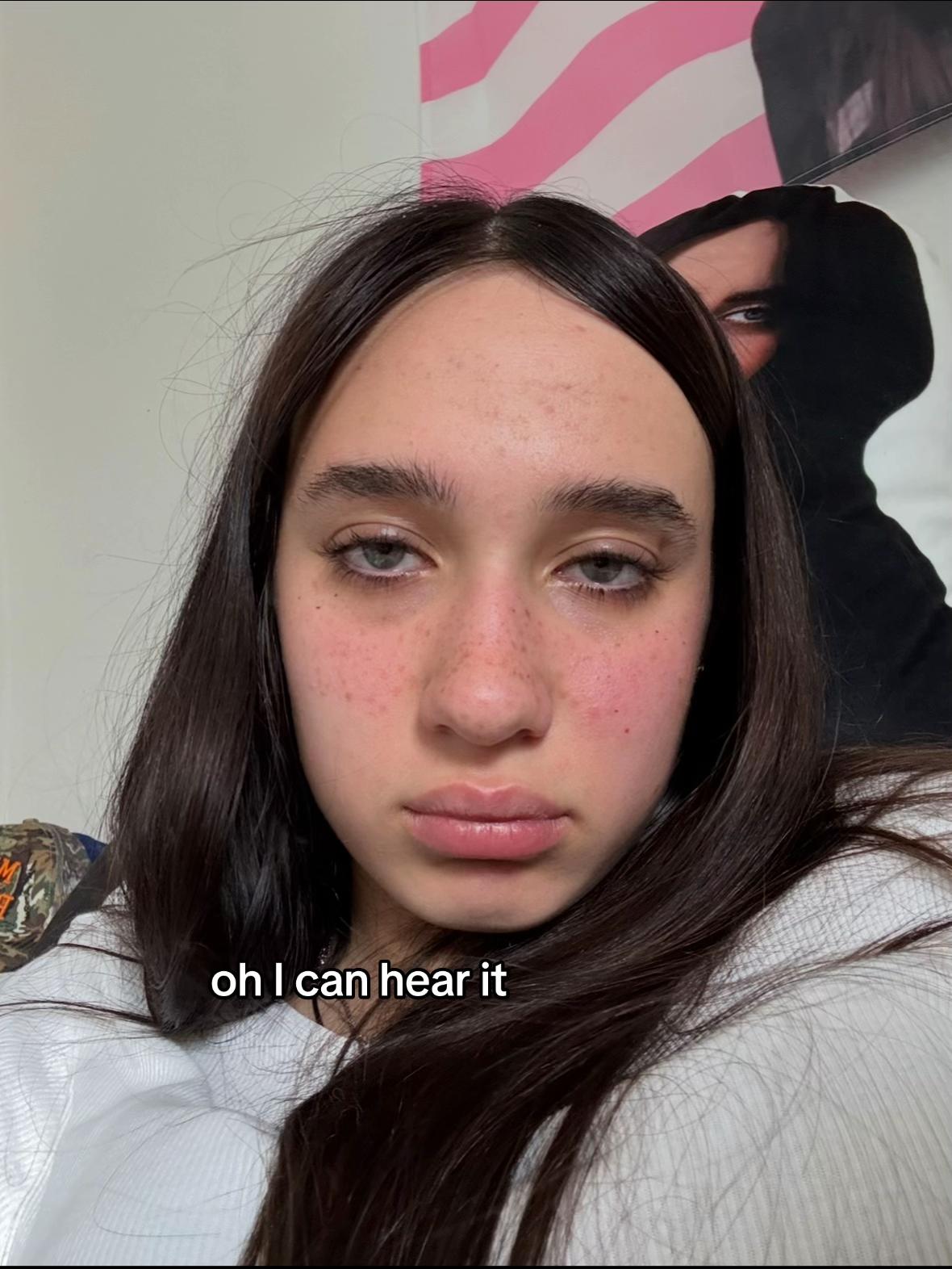 @๐ฉ