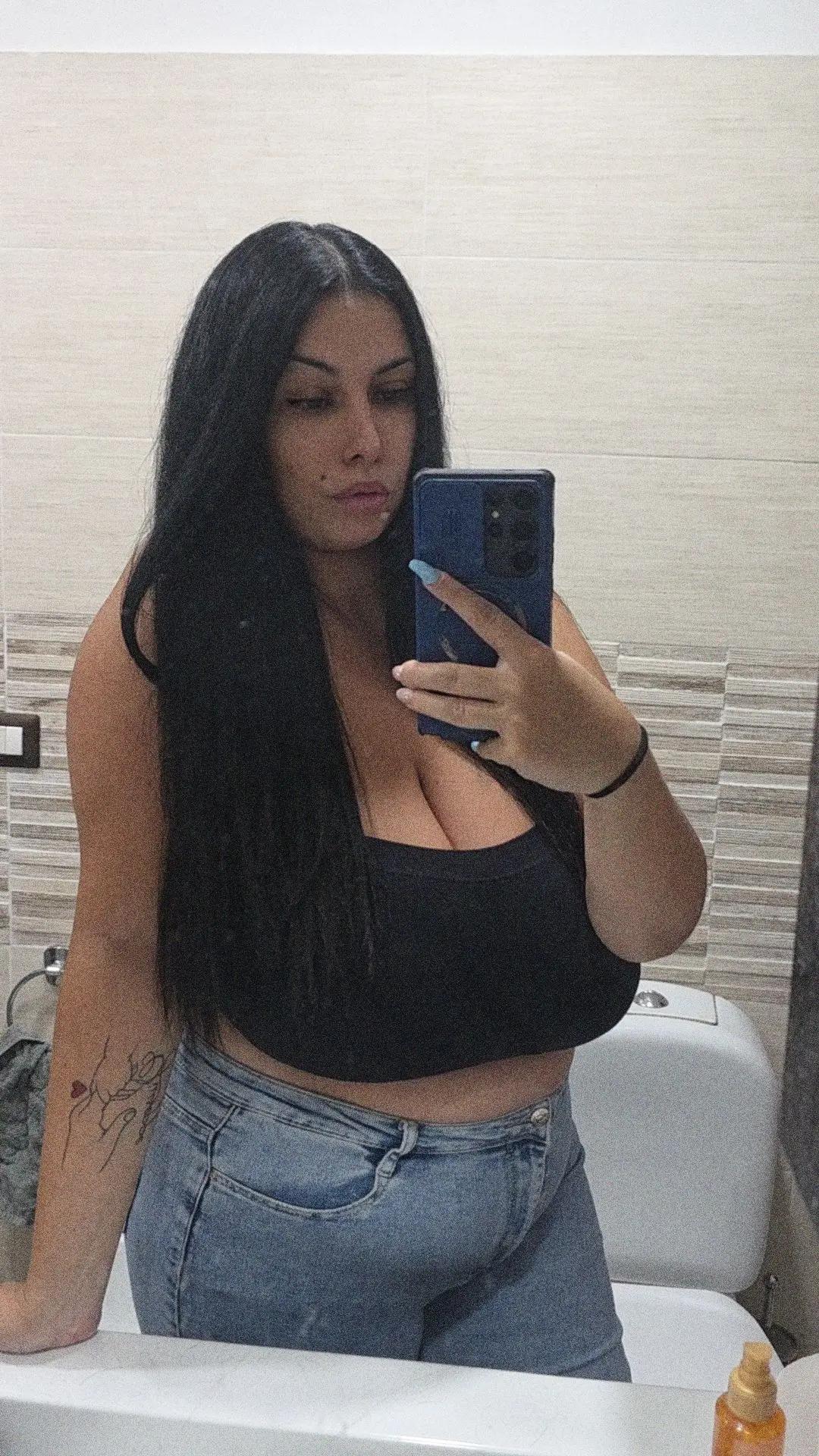 @👽