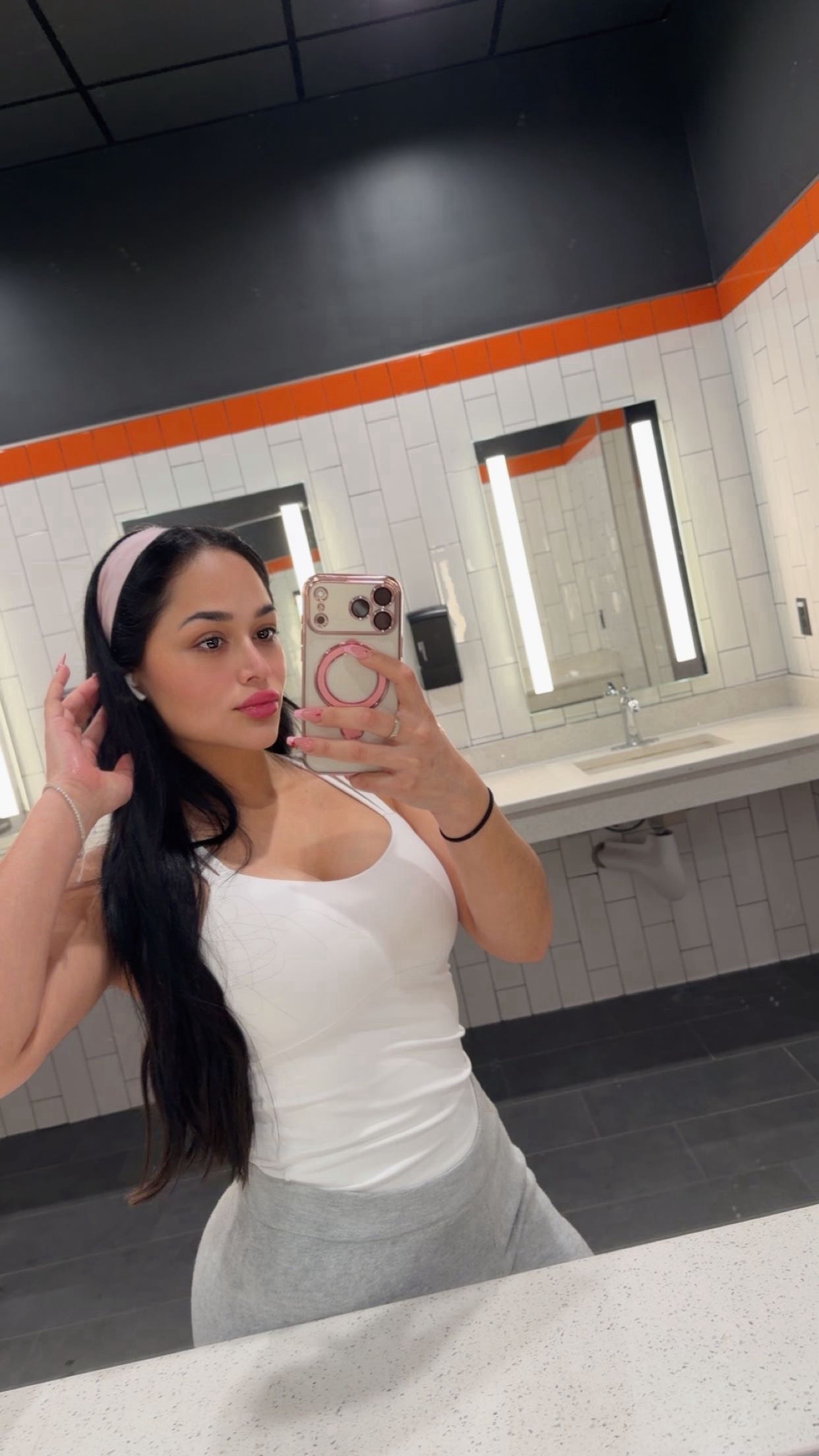 @L I L Y