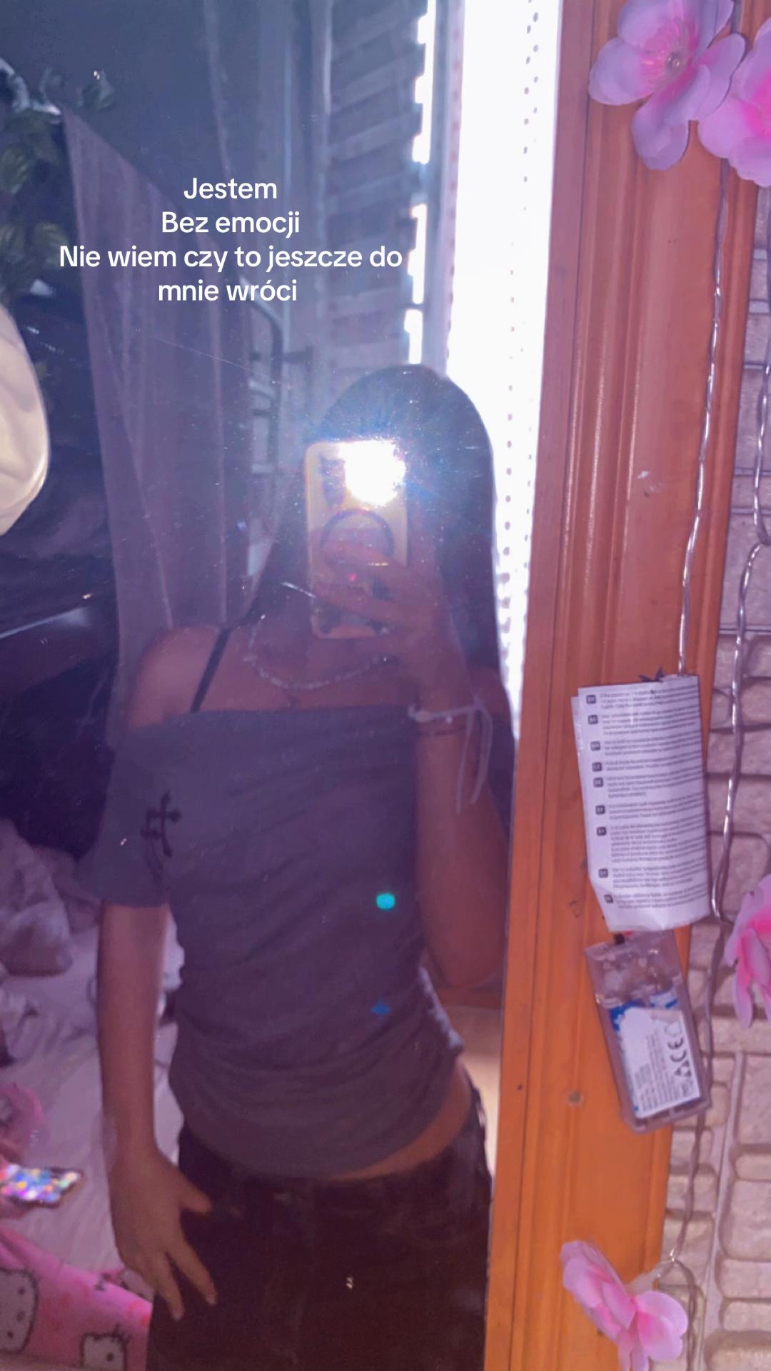 @_amelix_xq