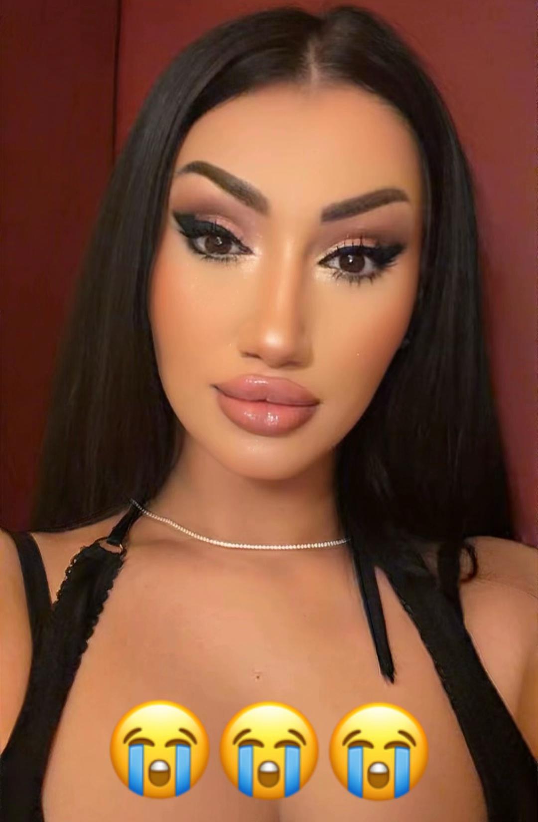 @𝓞𝓷𝔂(❤𝓛❤)𝓒𝓪𝓼𝓱