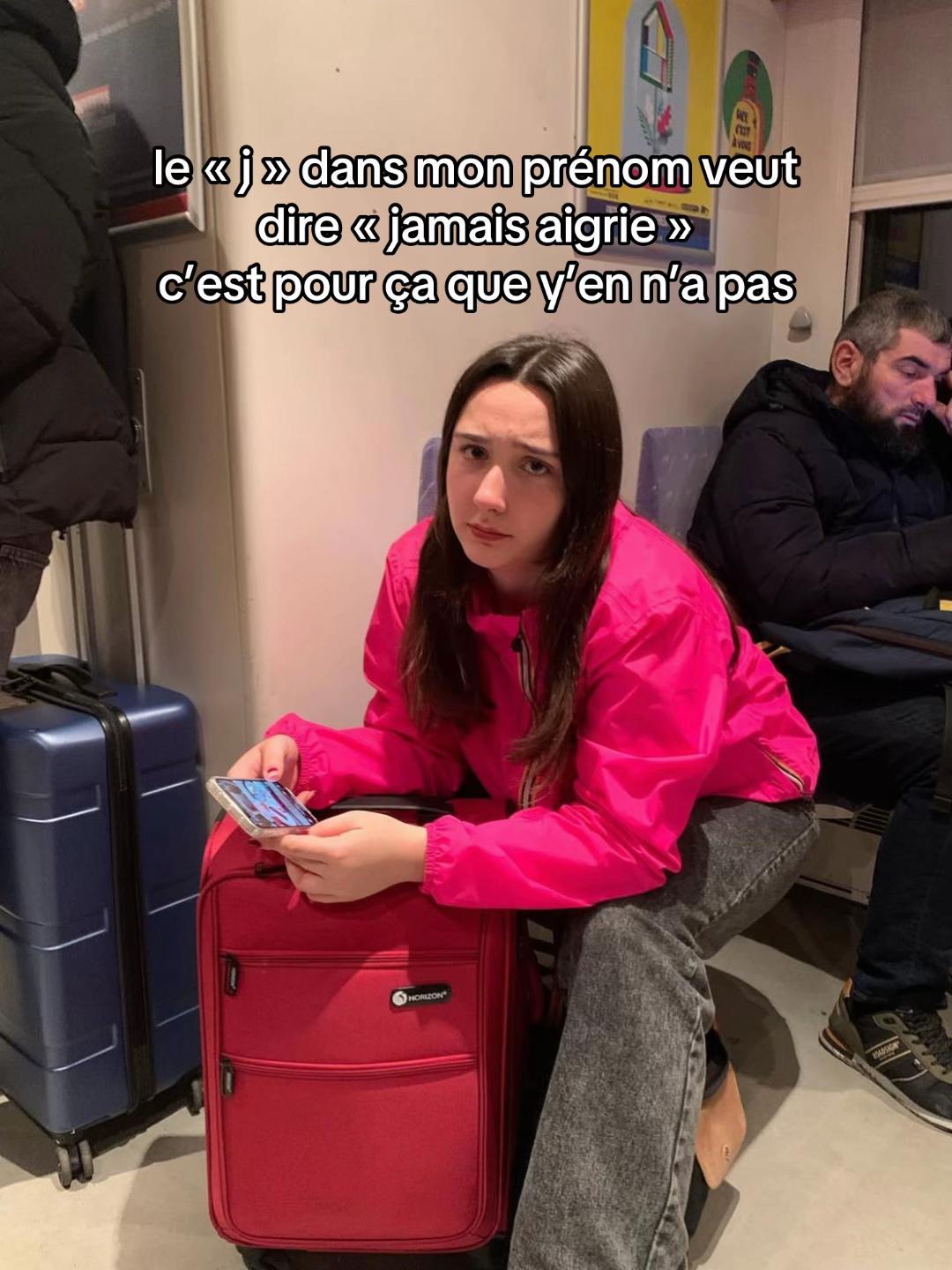 @louise_la_resta