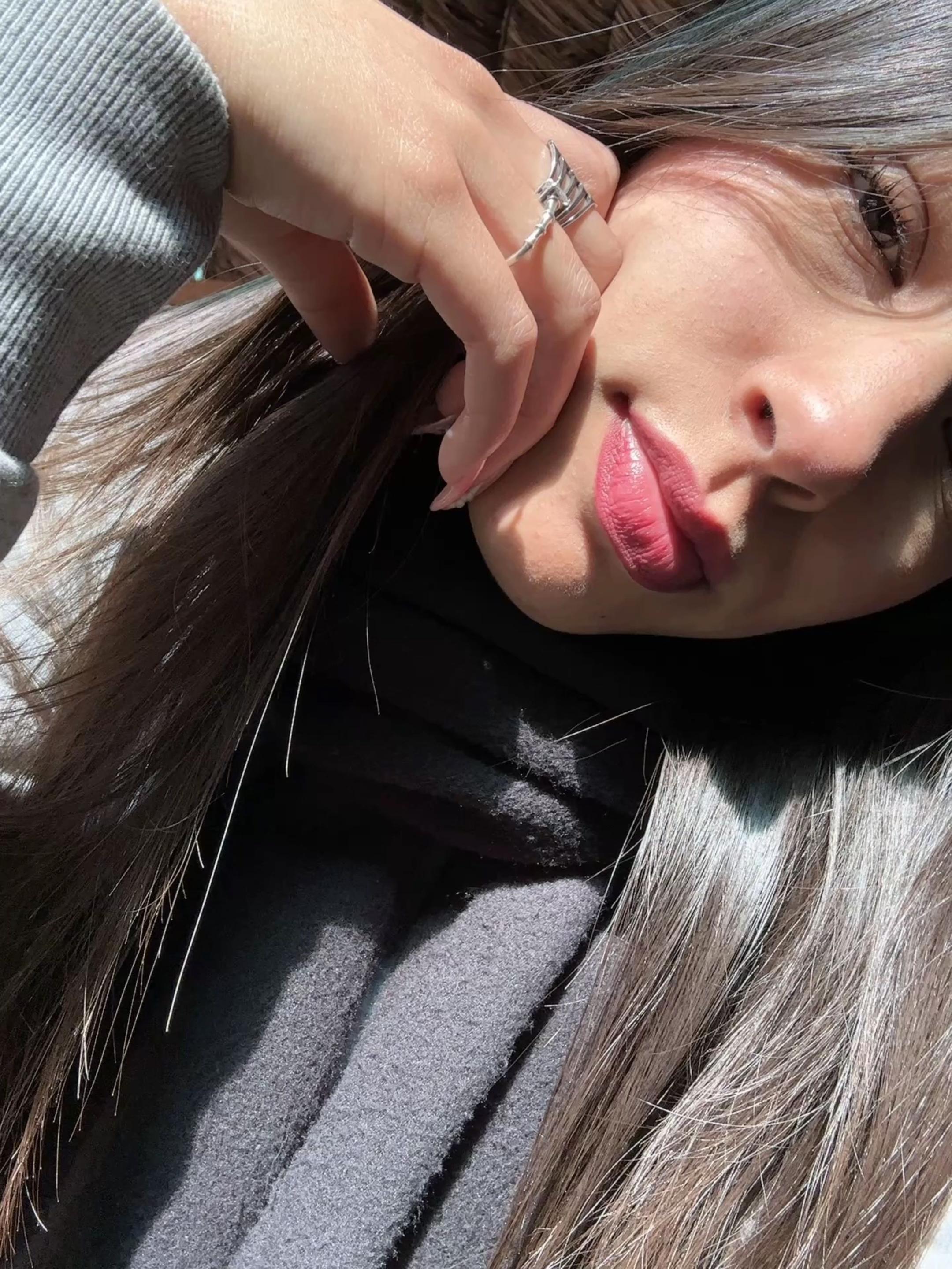 @𝐸𝑚𝑚𝑖𝑙𝑦💫