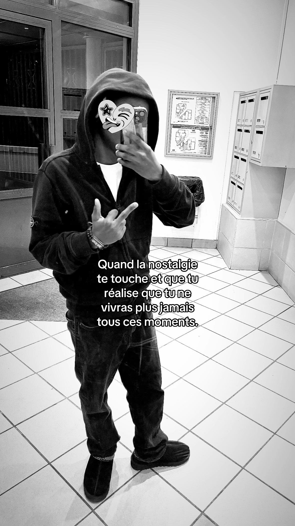 @Ī7%