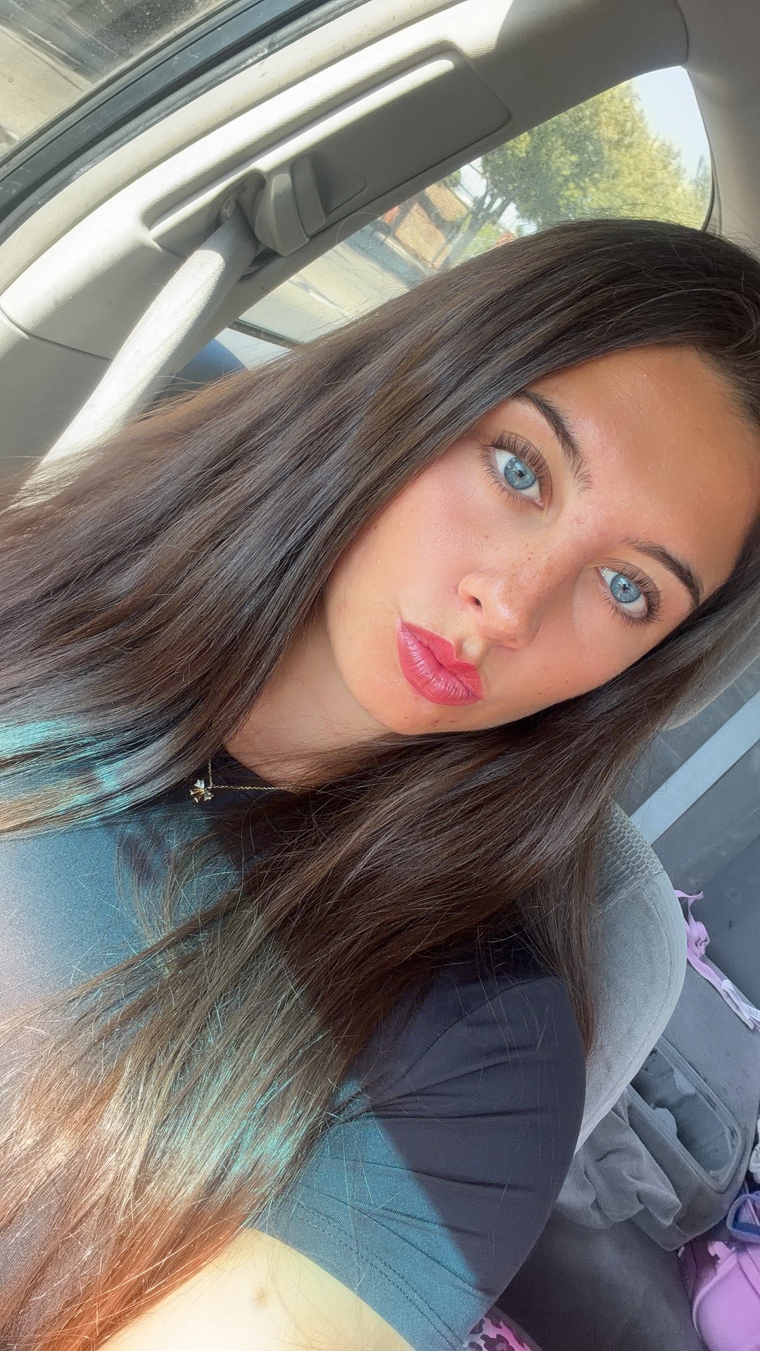 @arielloveskittens