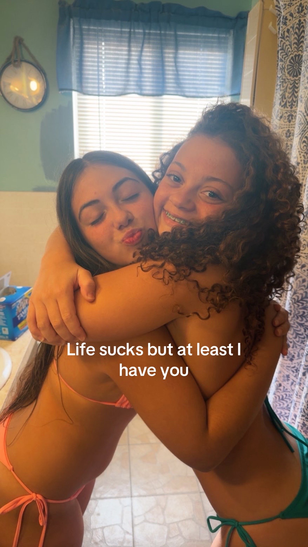 @🧘🏻&zwj;♀️