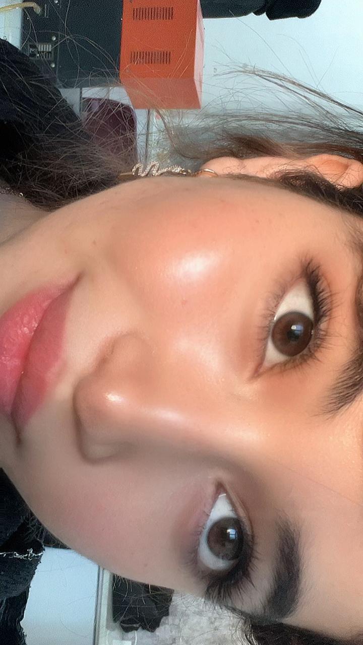 @𝓩𝓲𝔃𝓲🍒