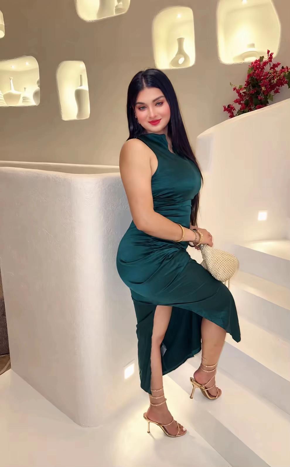 @Zara Malik🦋