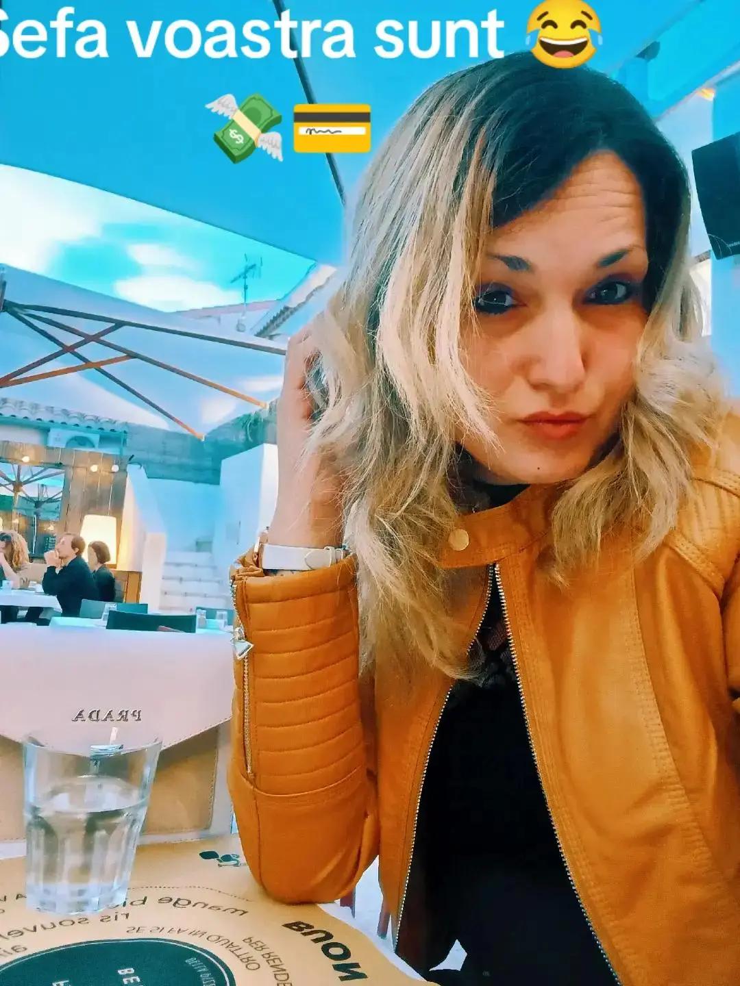 @Adina Elena🦒🦒🦒♥️