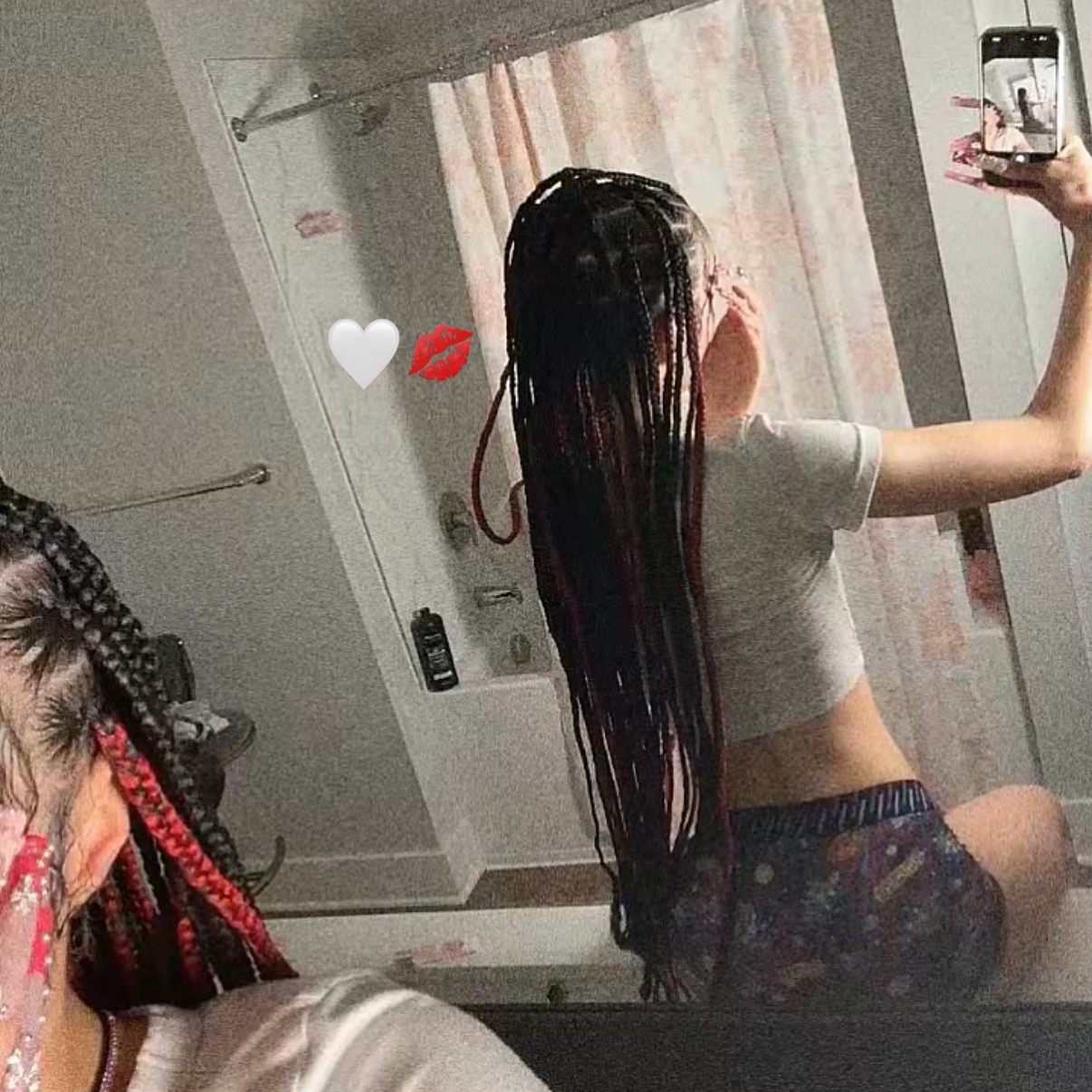 @Bellaaa