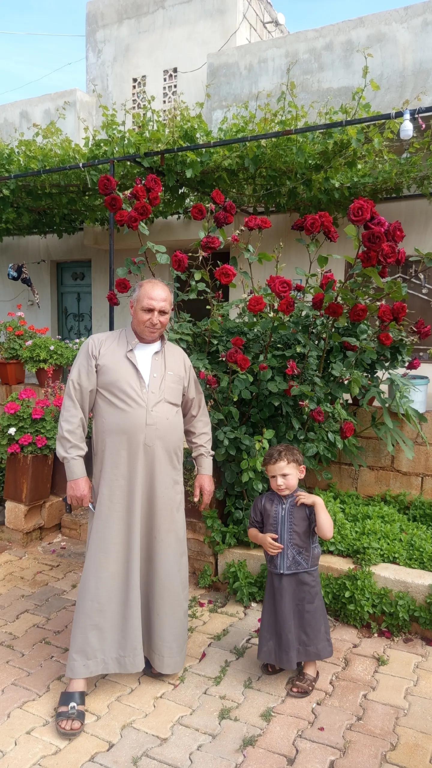 @فايق مسطو