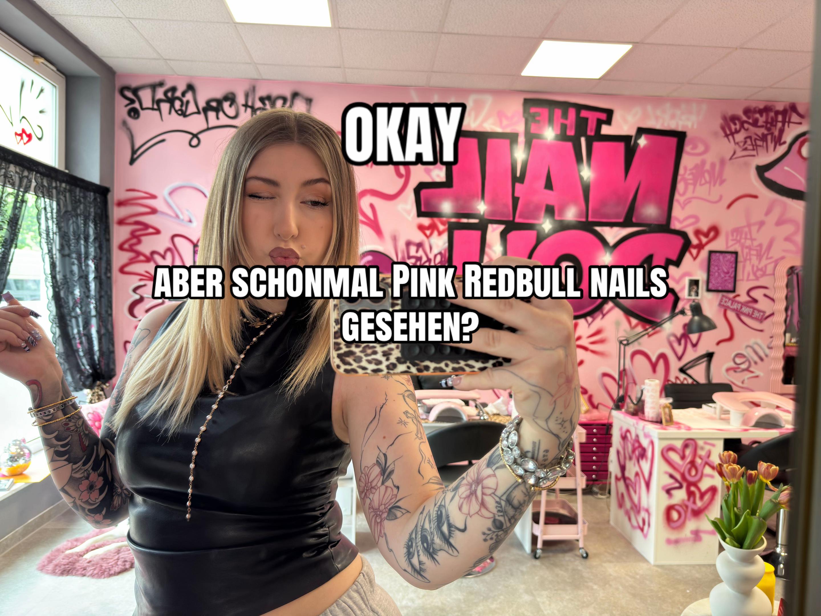 @the.nail.doll