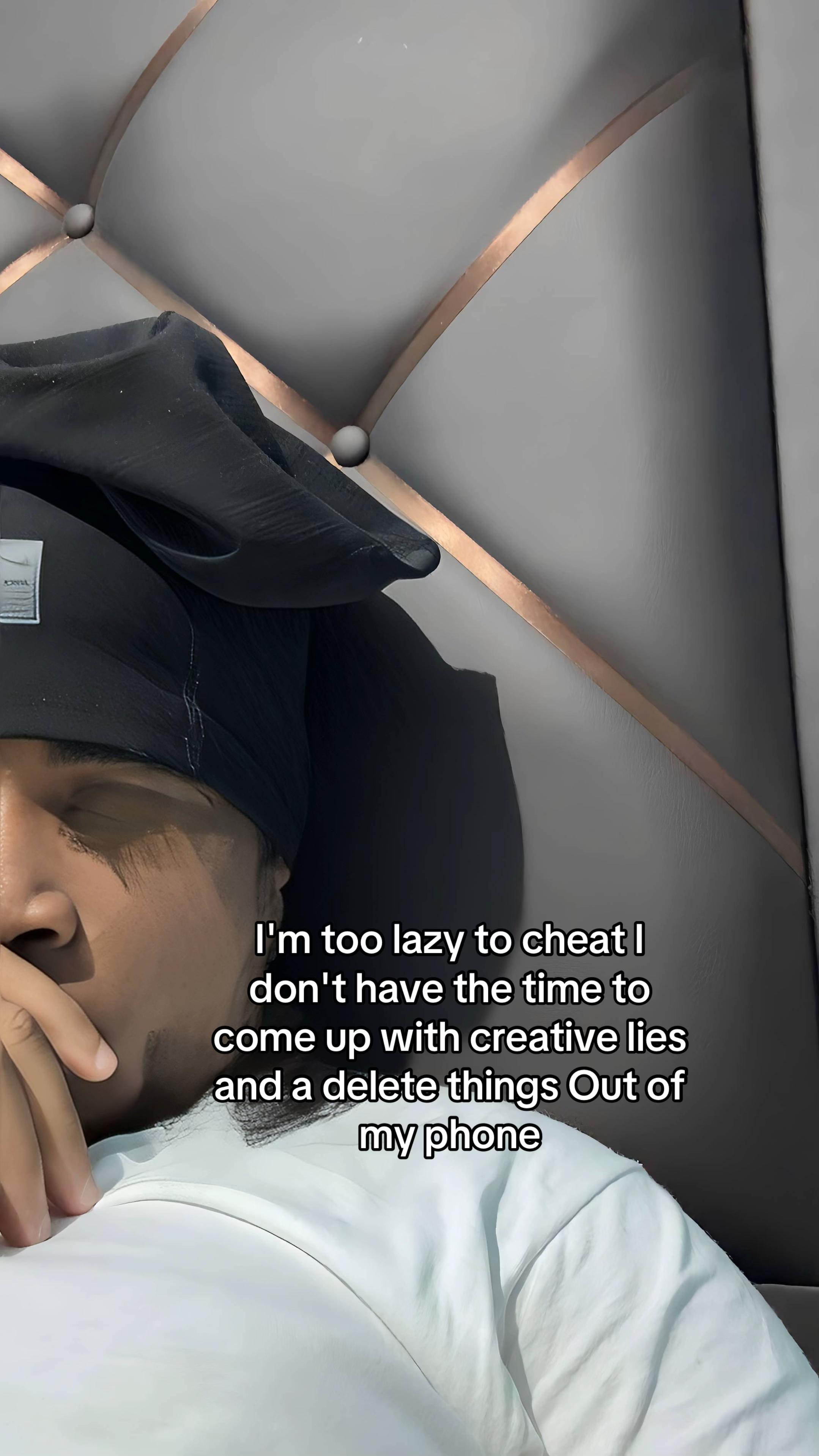 @𝓜𝔁𝓻𝓲🧃