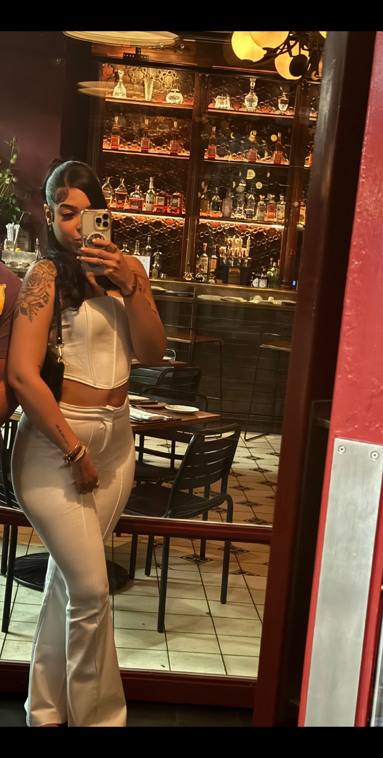 @AmyyGlo