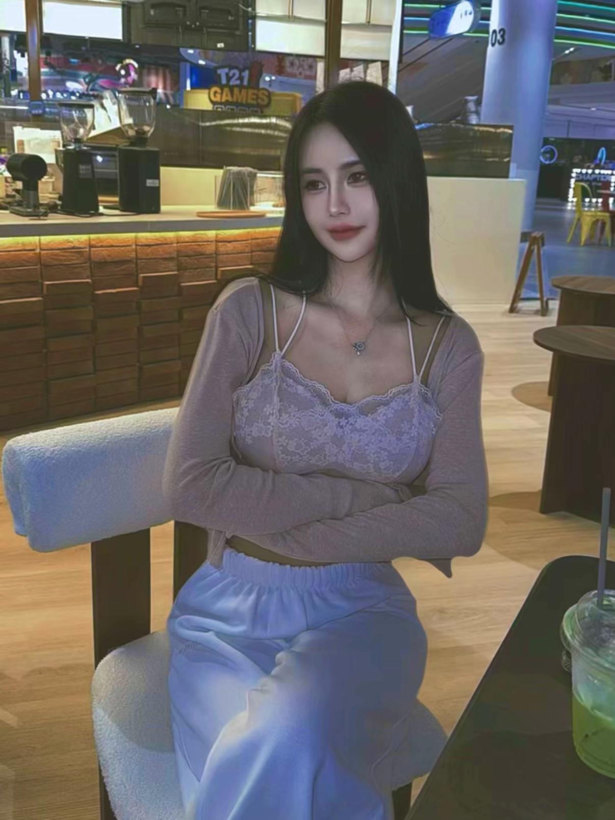 @Baby 𝐊𝐢𝐬𝐬𝐬 💕