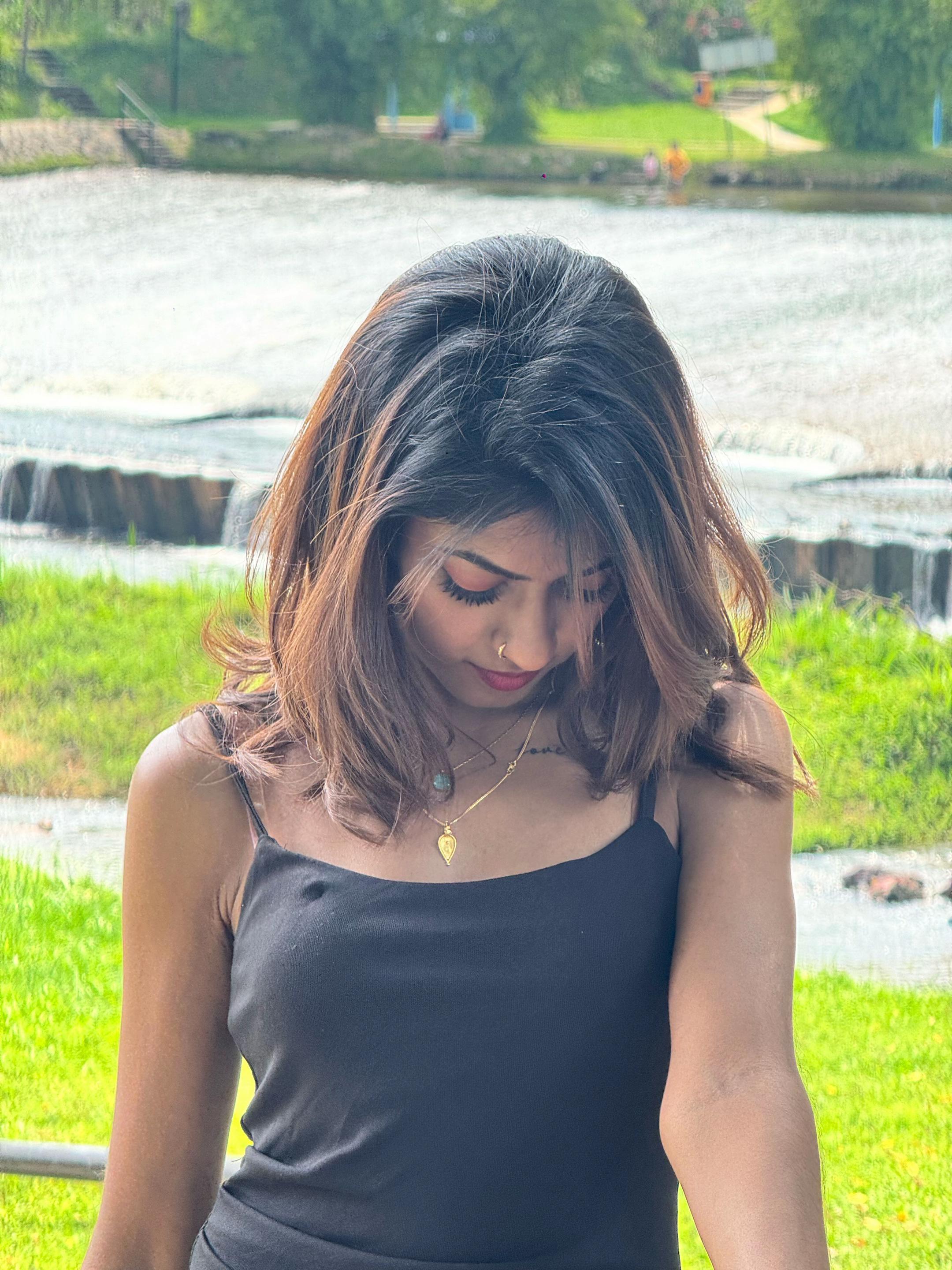 @𝐉 𝐇 𝐎 𝐓 𝐇 𝐈 👀