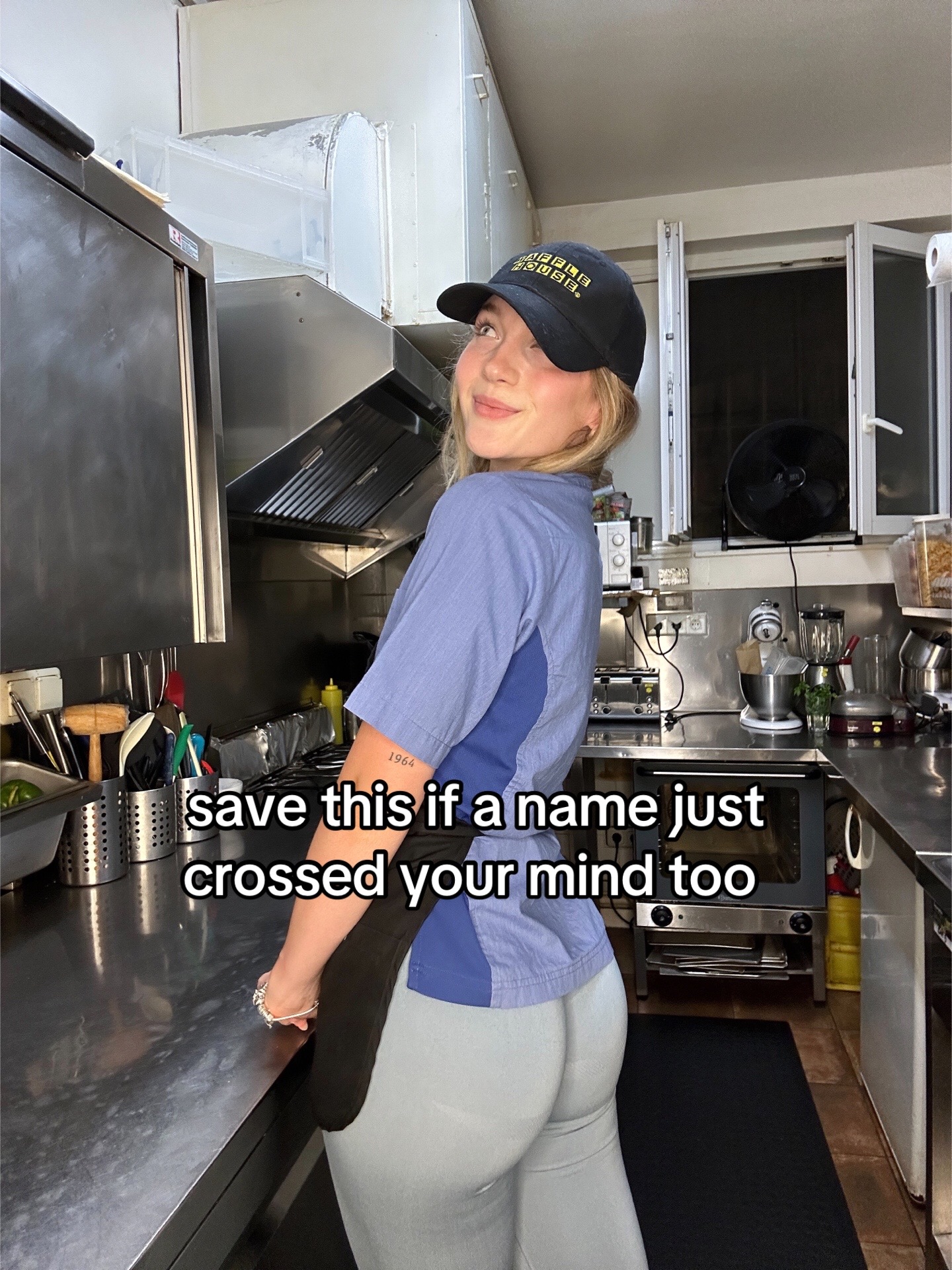 @Kellyyy