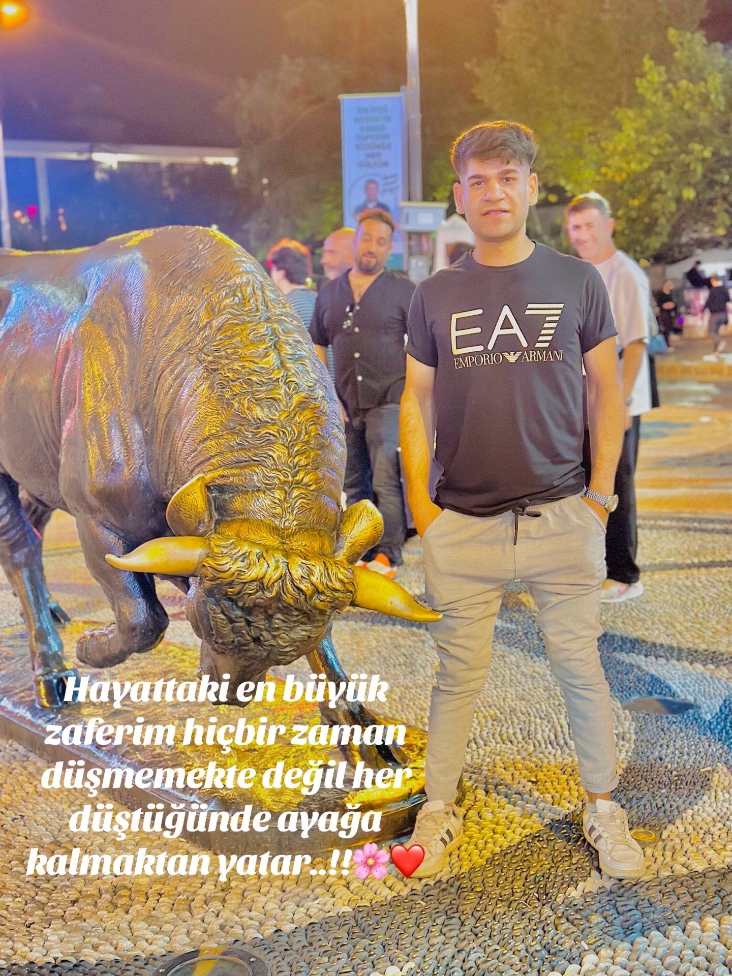 @azadgül87
