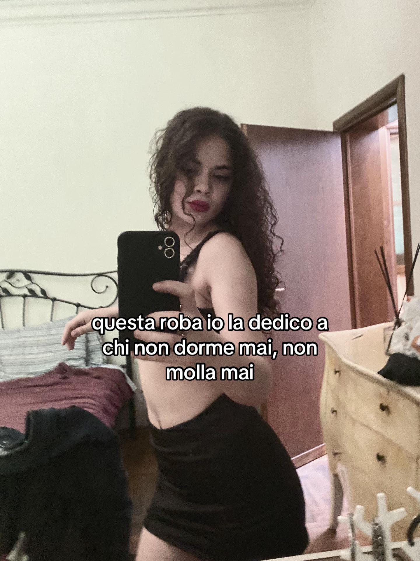 @sh4myra