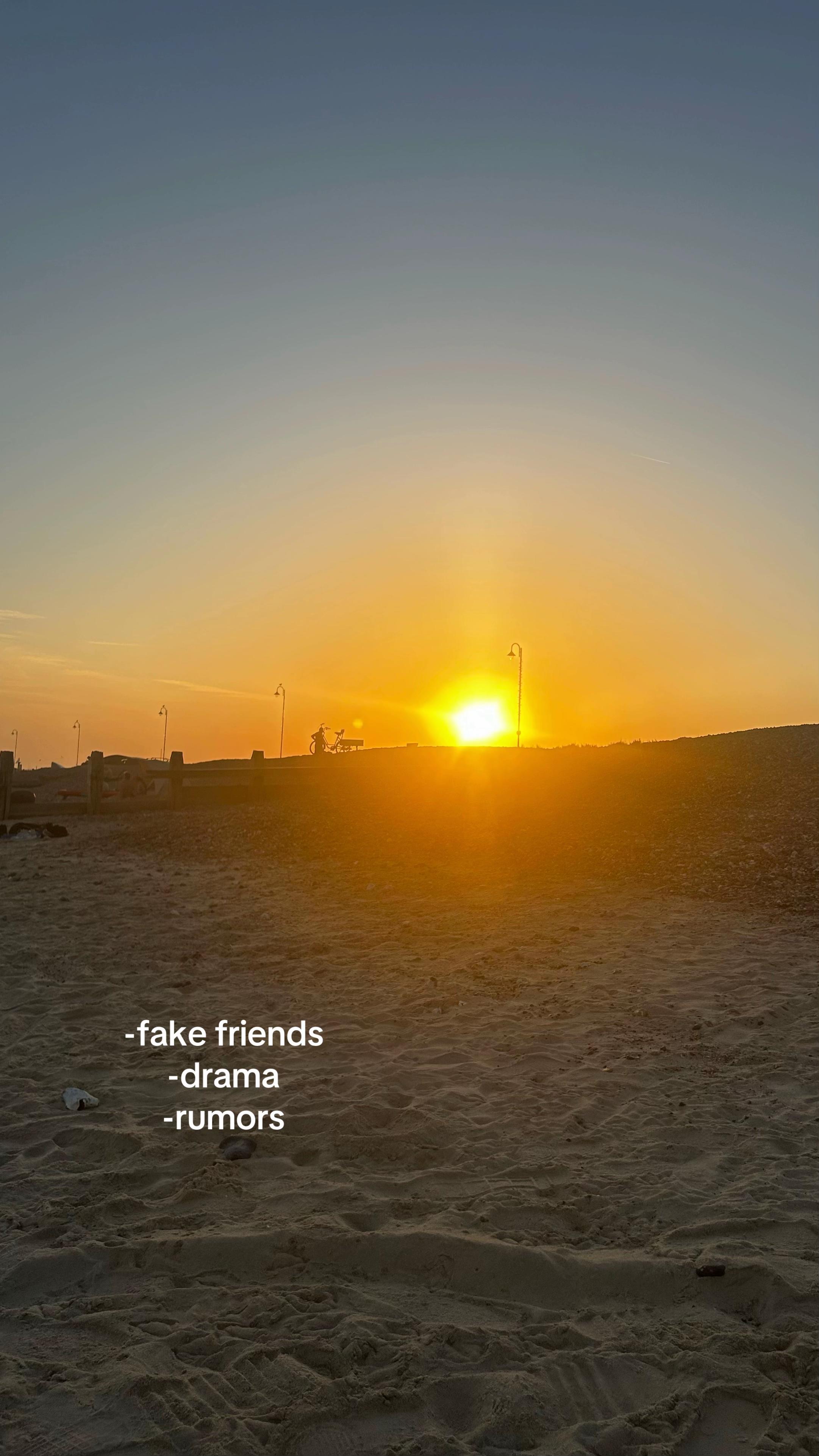 @𝐚𝐥𝐞𝐤𝐬𝐞𝐚 ❦