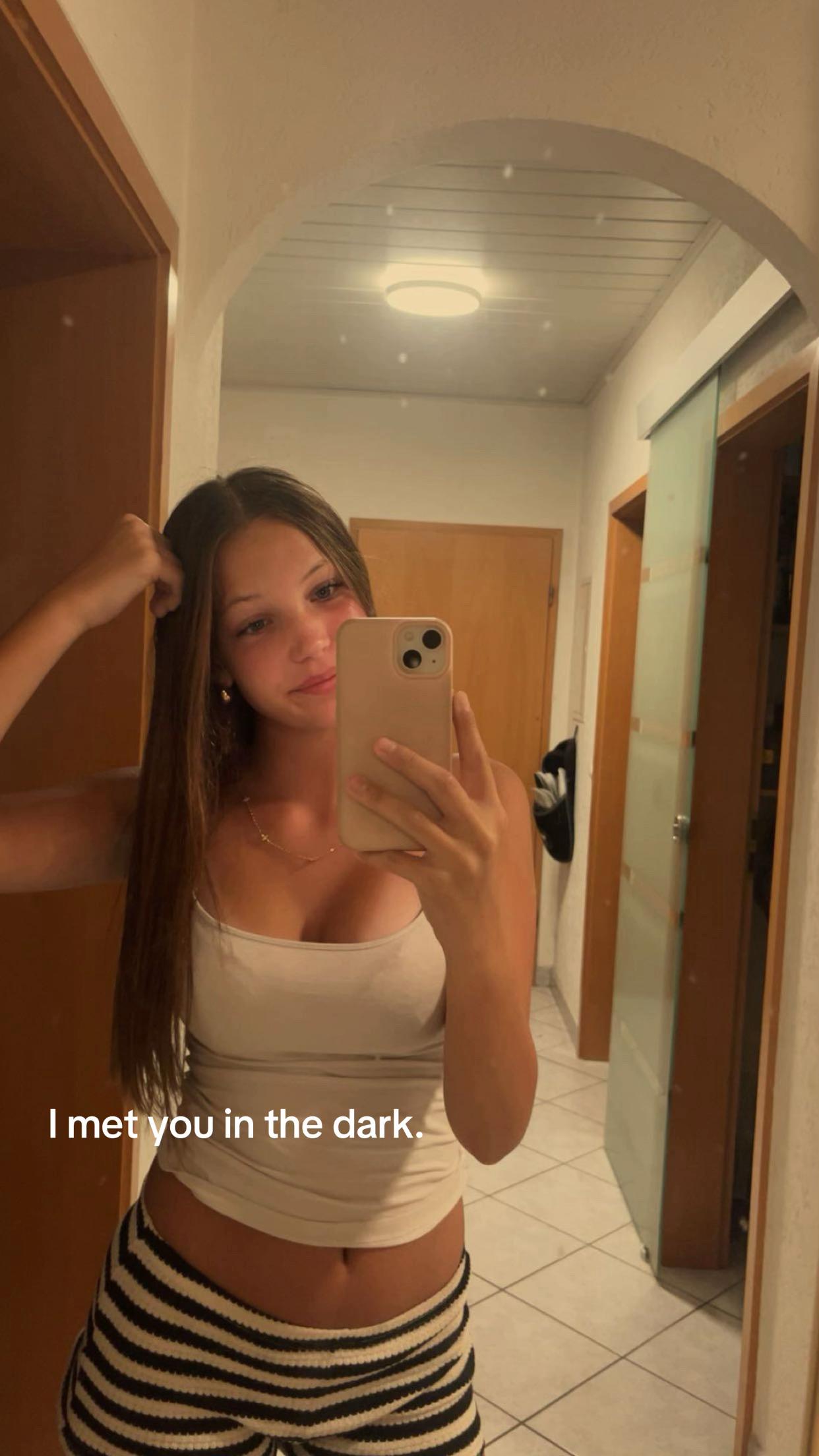 @️