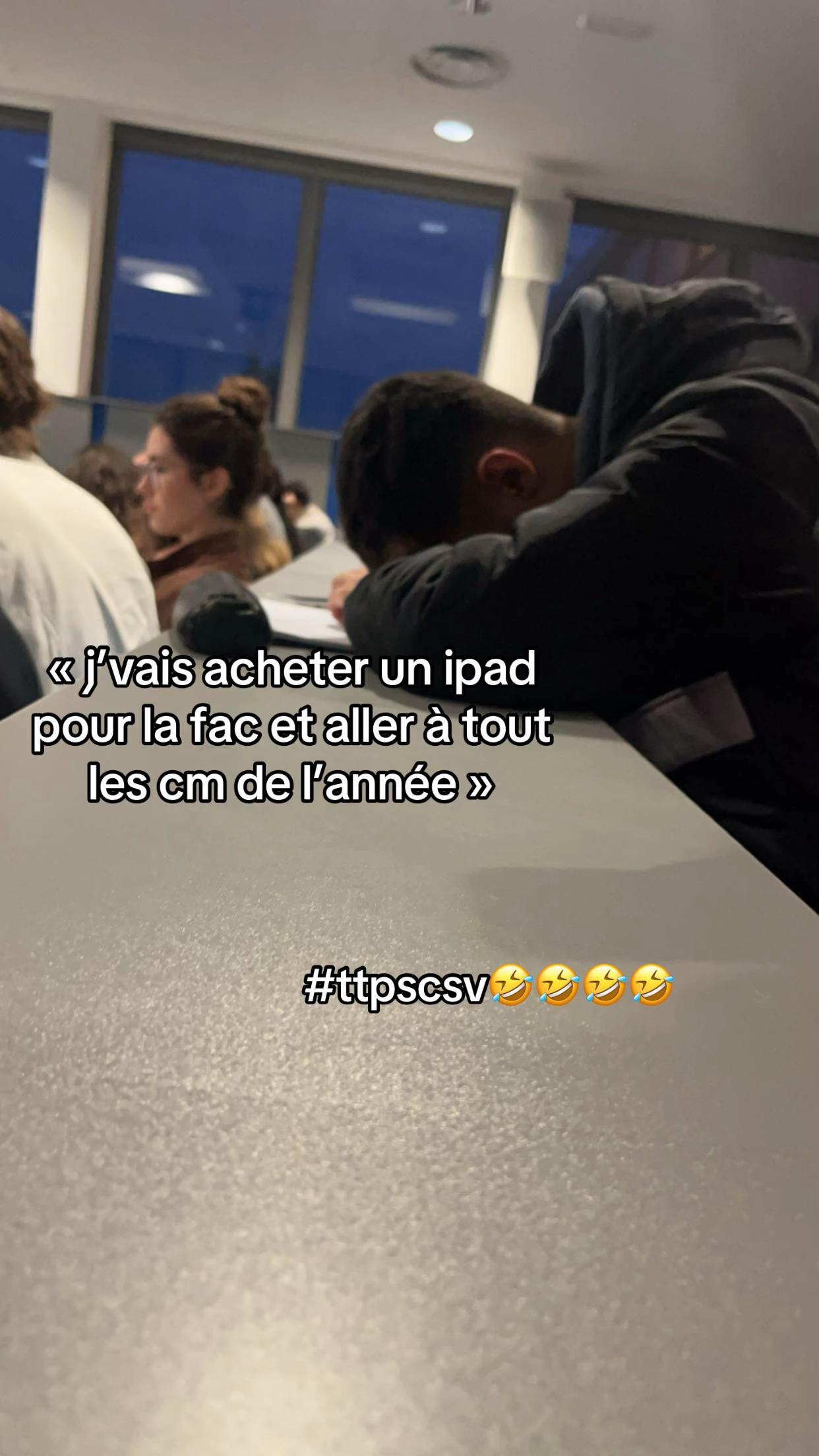 @𓆉