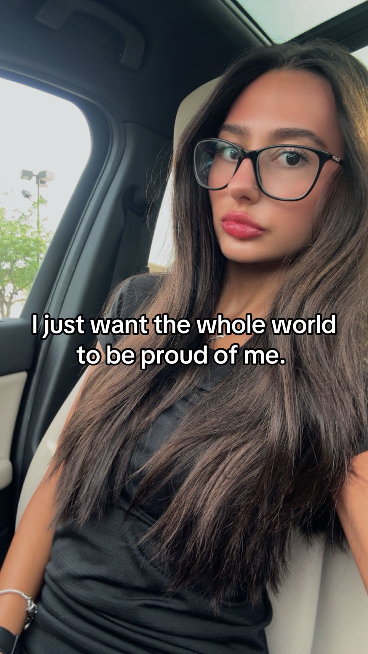 @selena