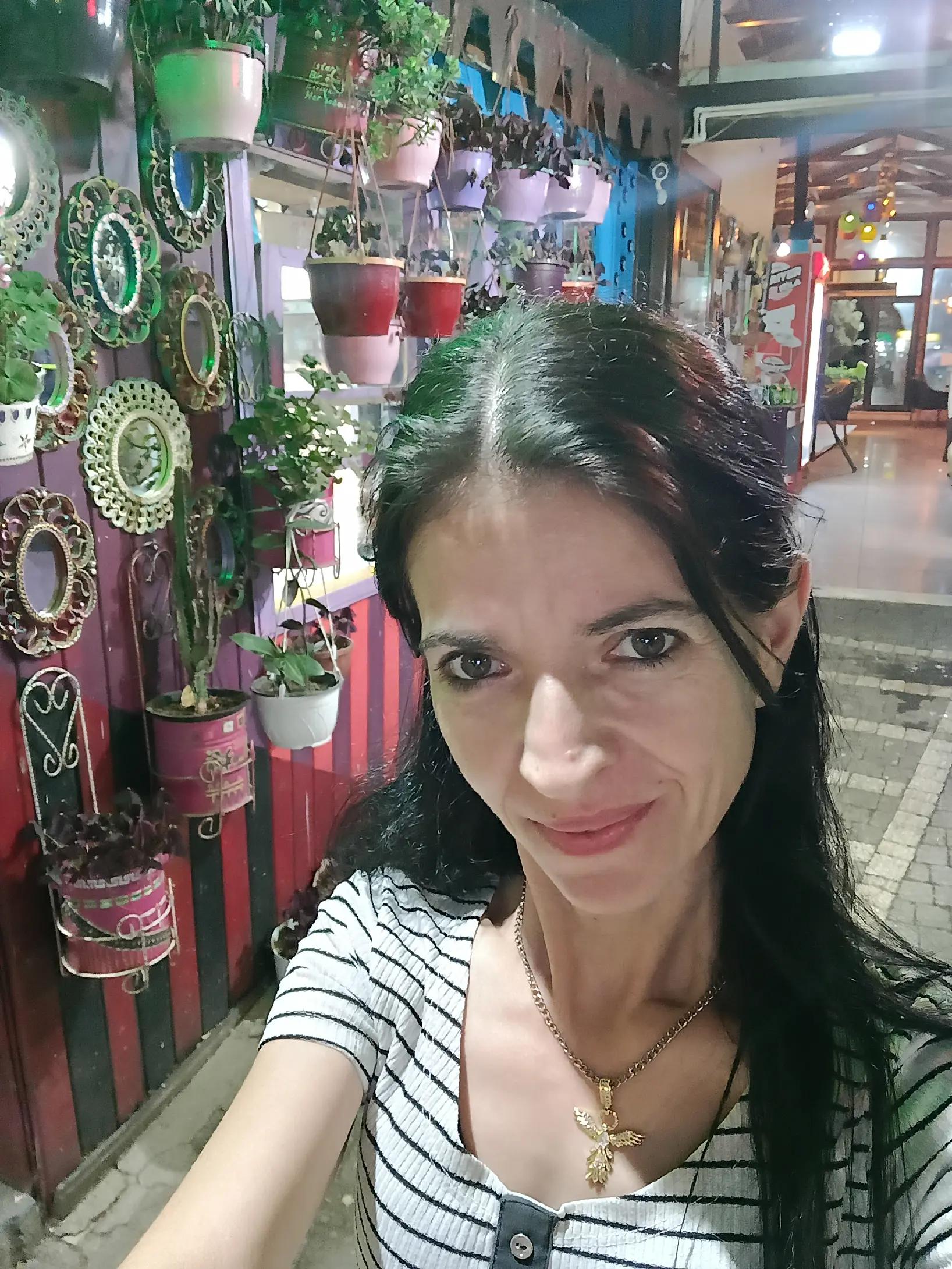 @H&uuml;meyra Erguvan